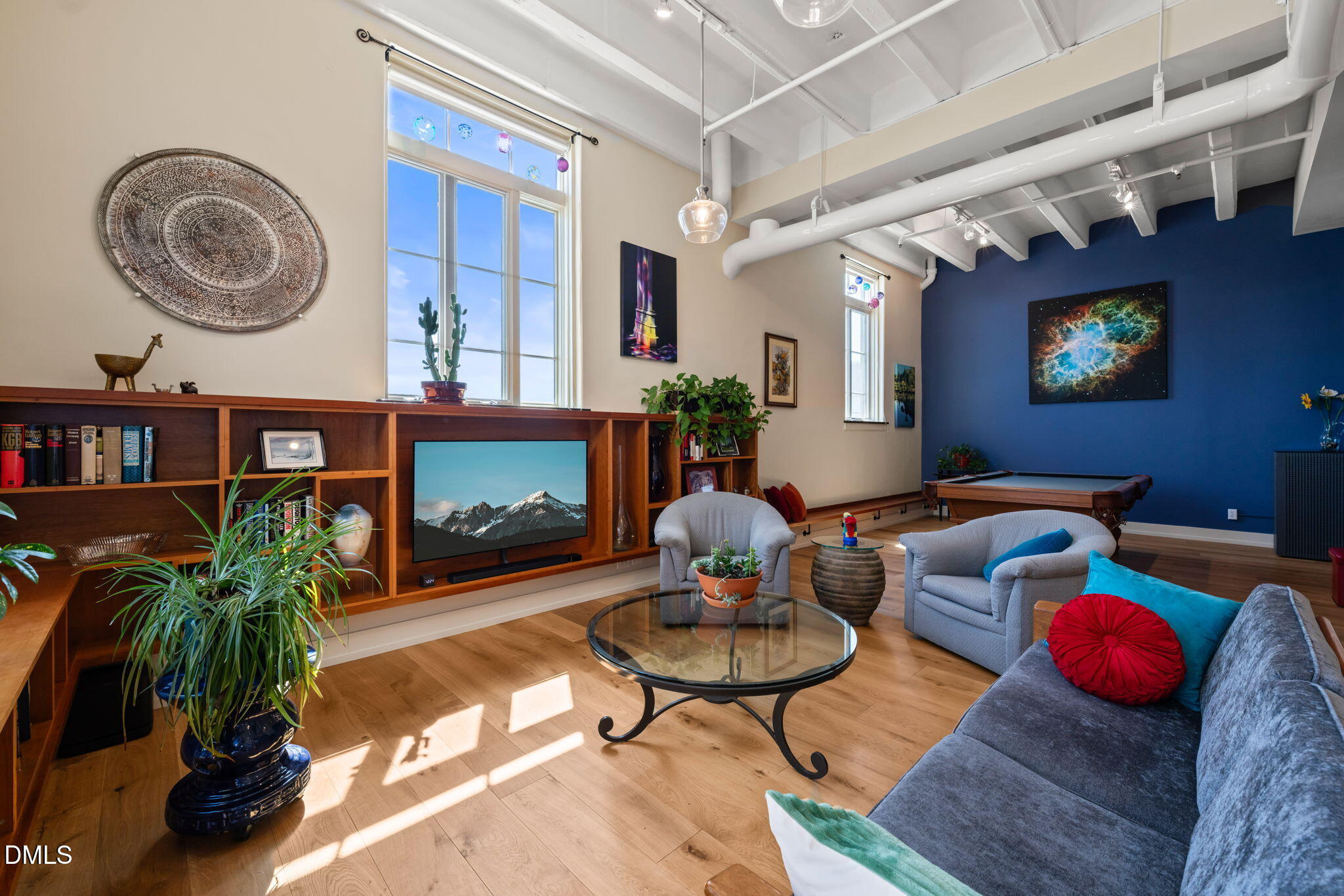 103 W Main Street # 404