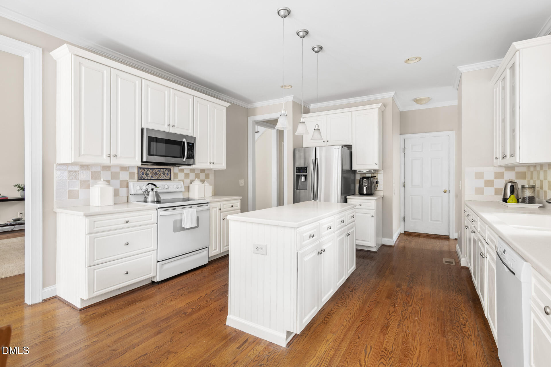 4207 Sugar Pine Lane