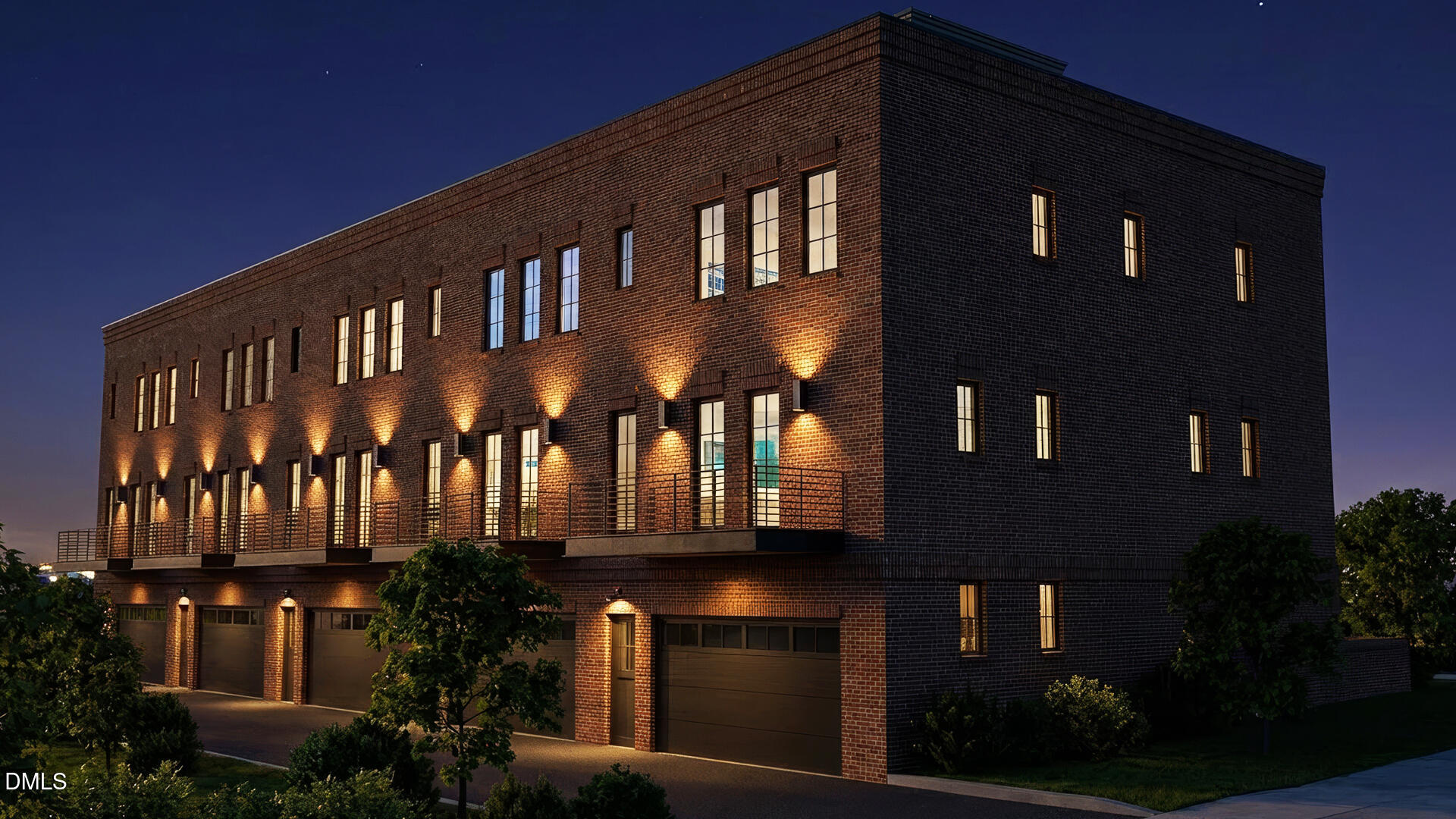 1717 W Club Boulevard