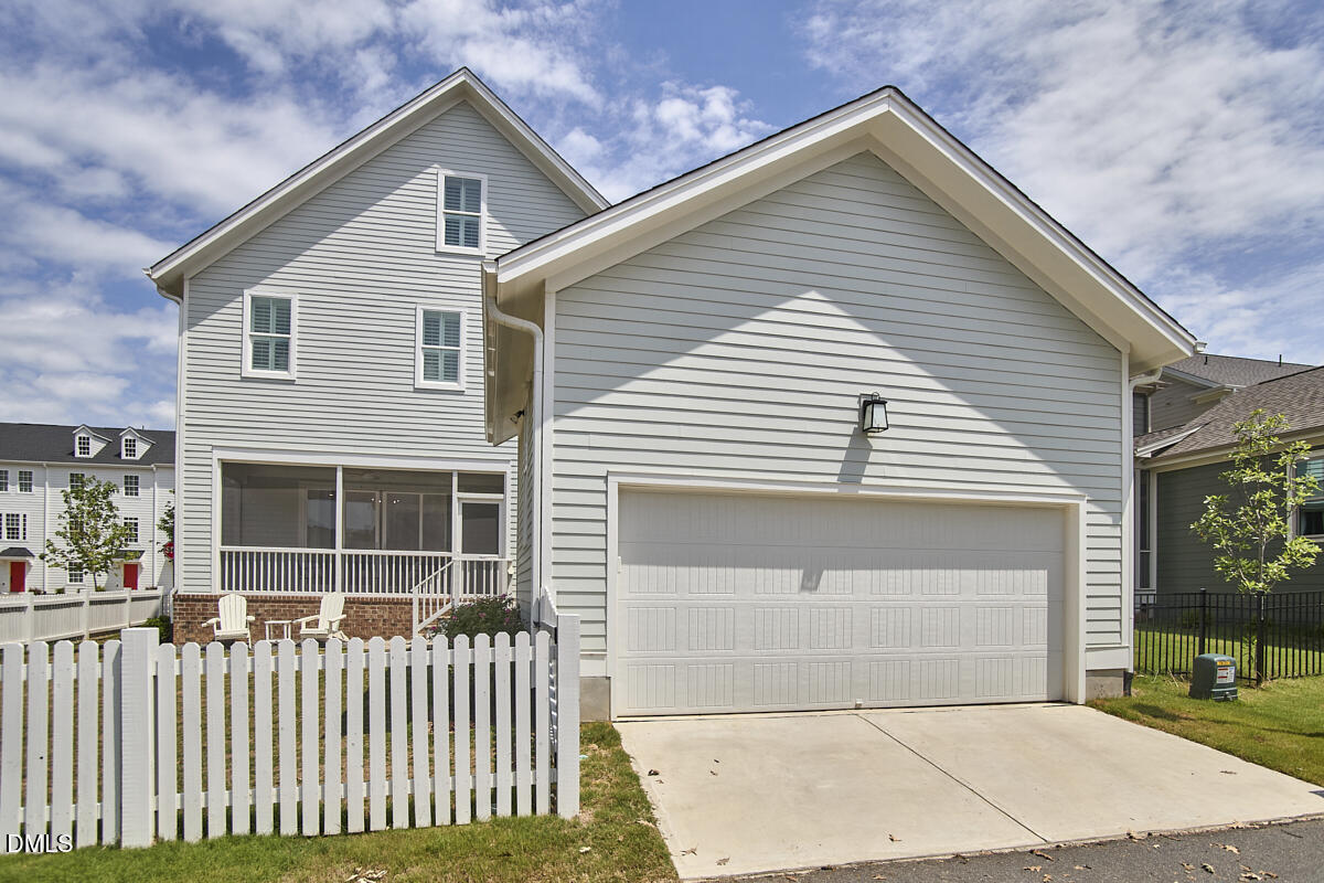 517 Whitehall Circle