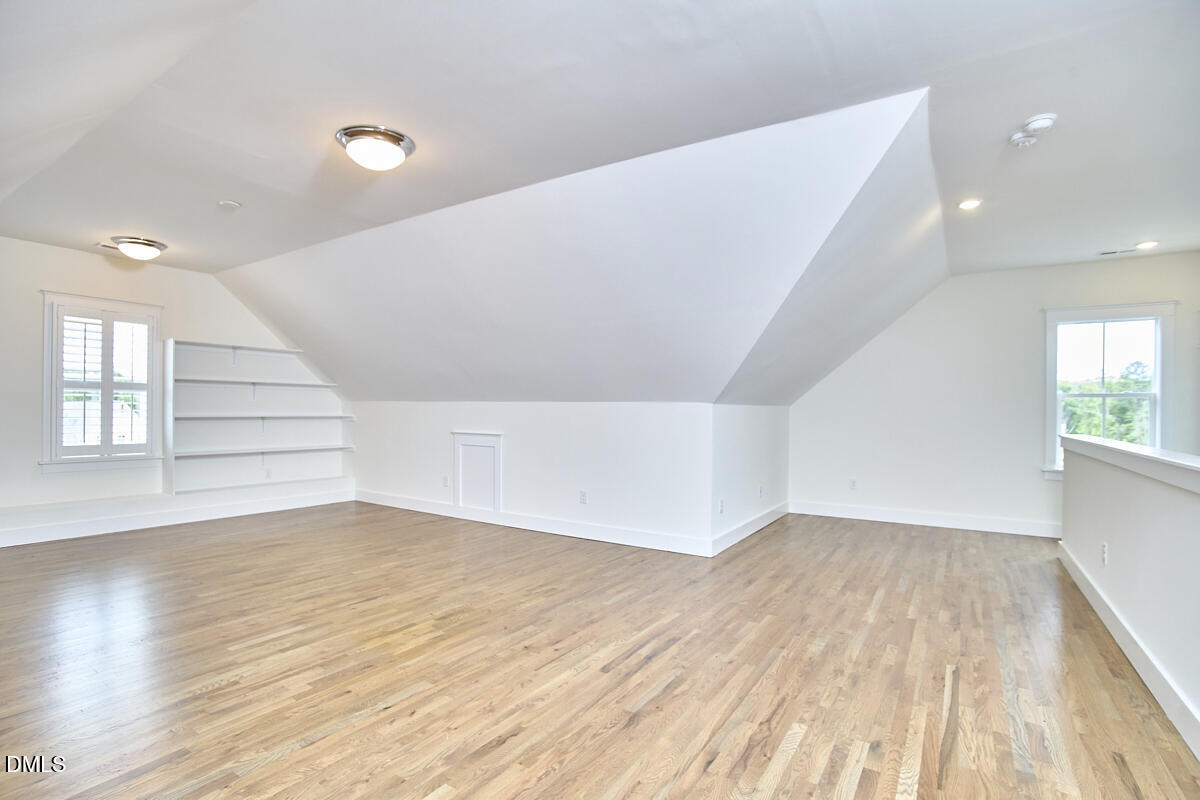 517 Whitehall Circle