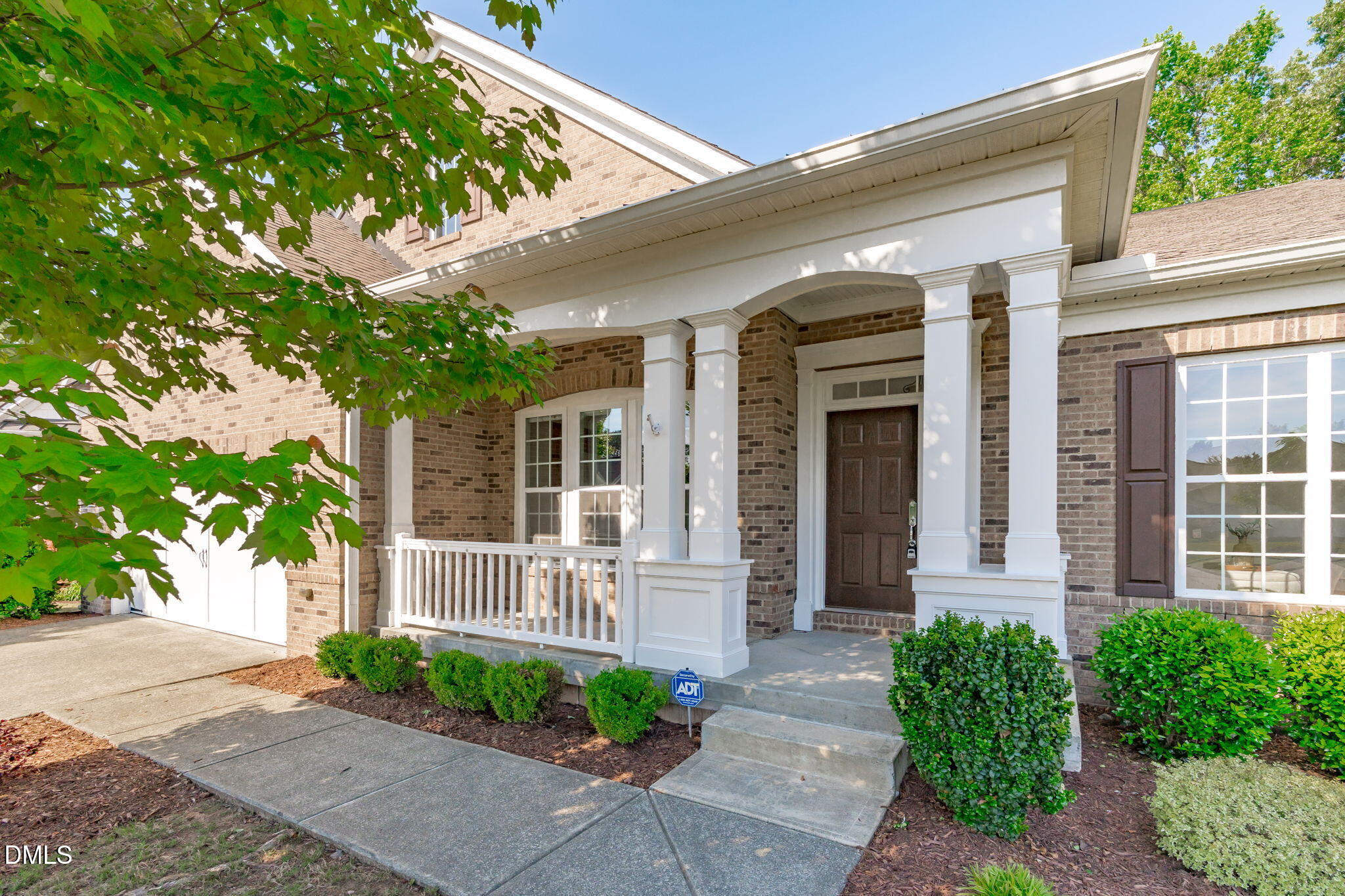 1424 Marsalis Way