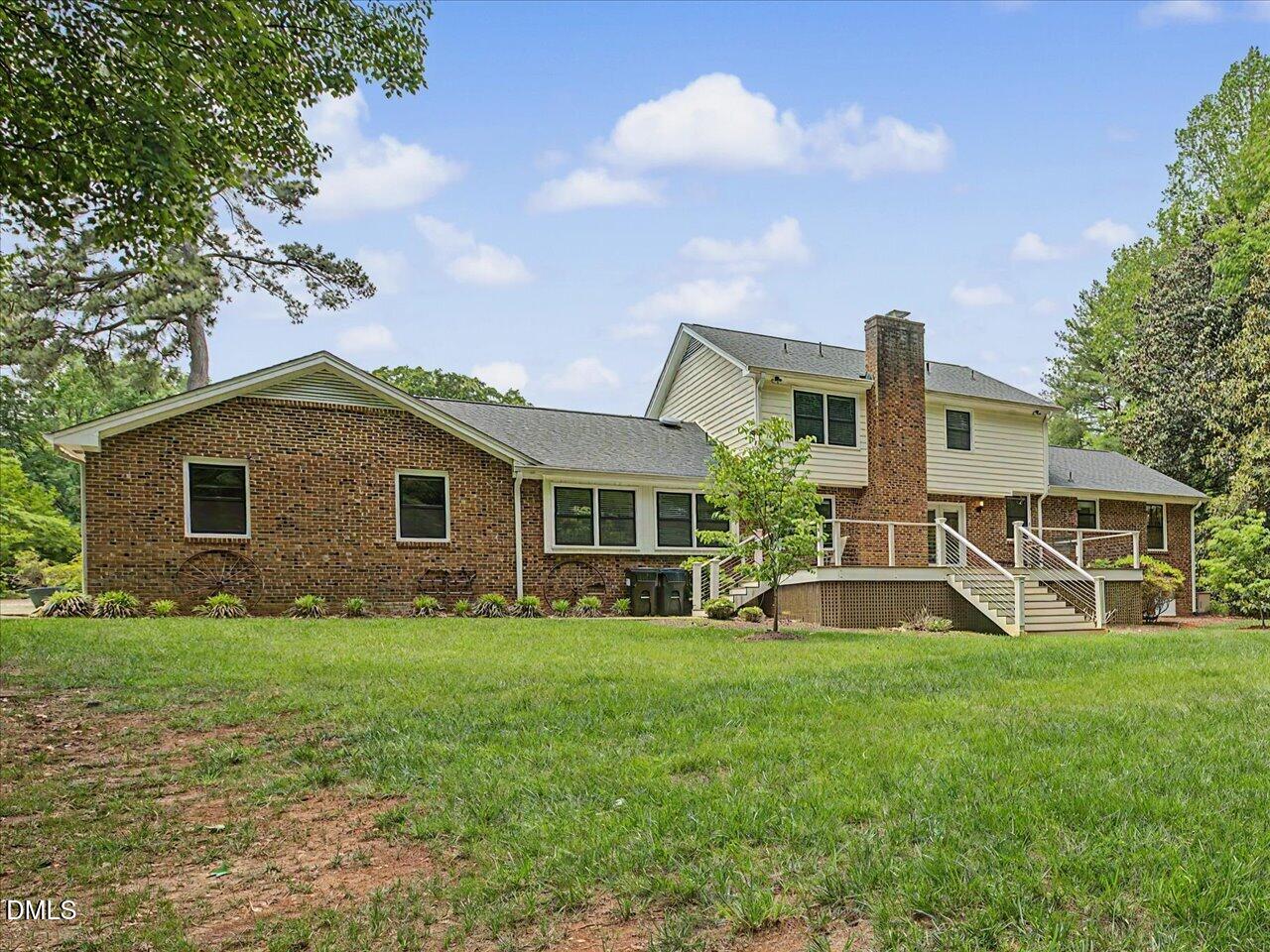 5209 Dutchman Drive