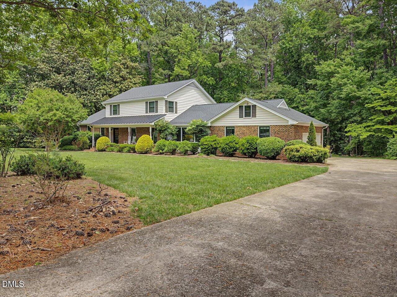 5209 Dutchman Drive