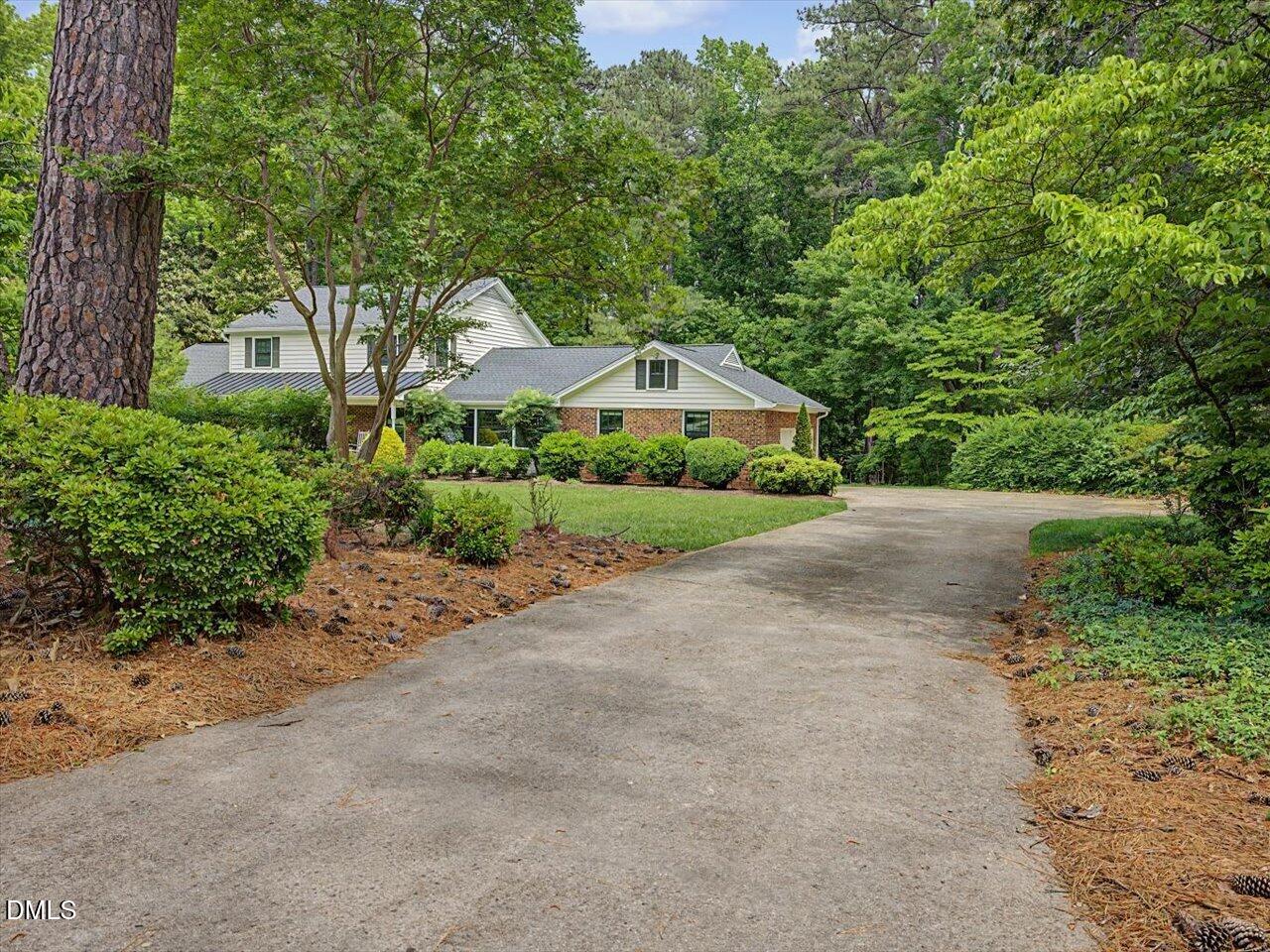5209 Dutchman Drive