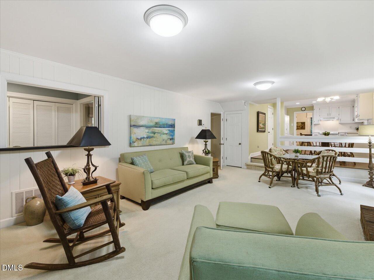5209 Dutchman Drive