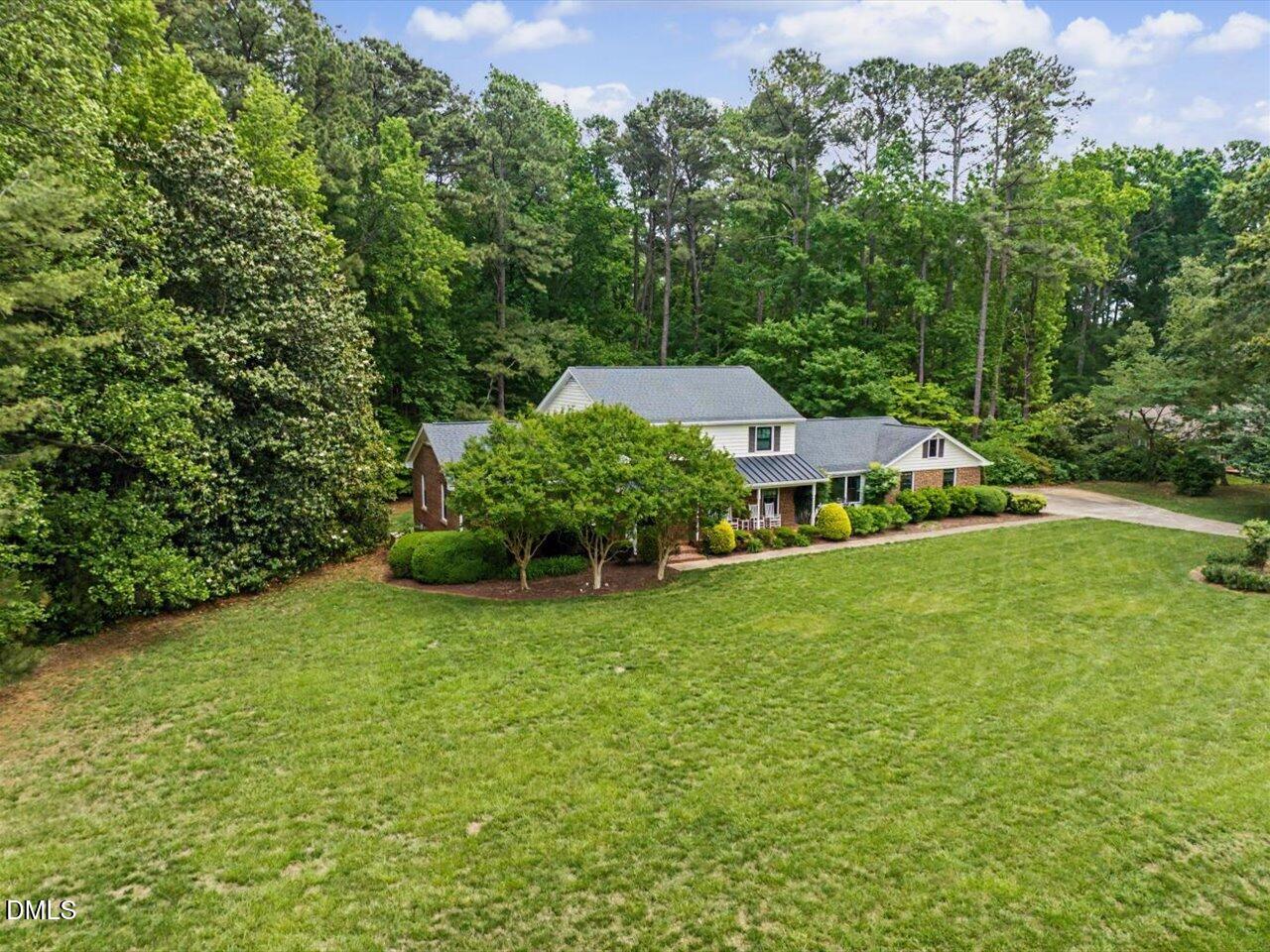 5209 Dutchman Drive