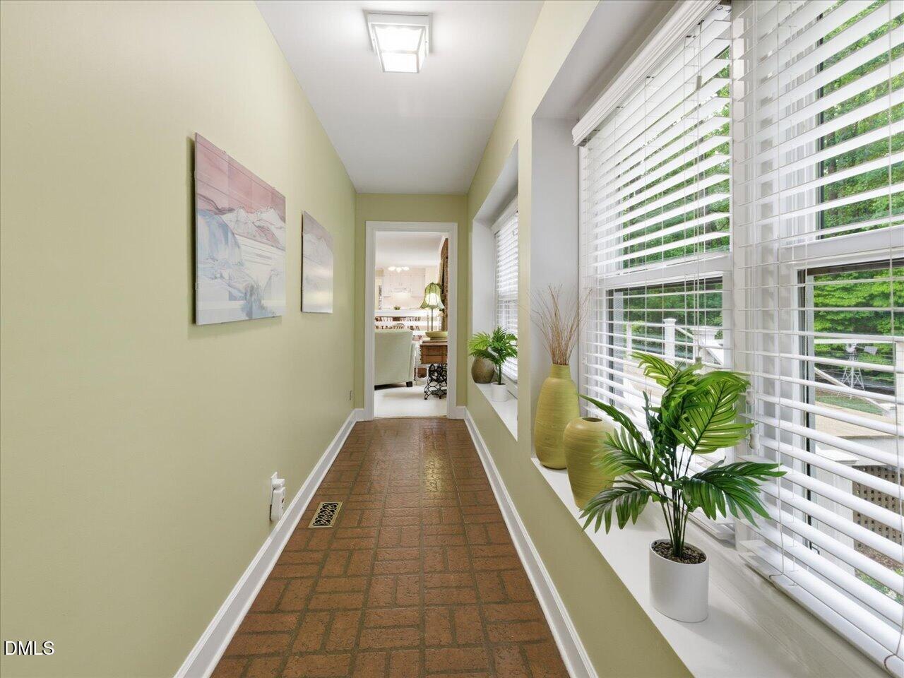 5209 Dutchman Drive