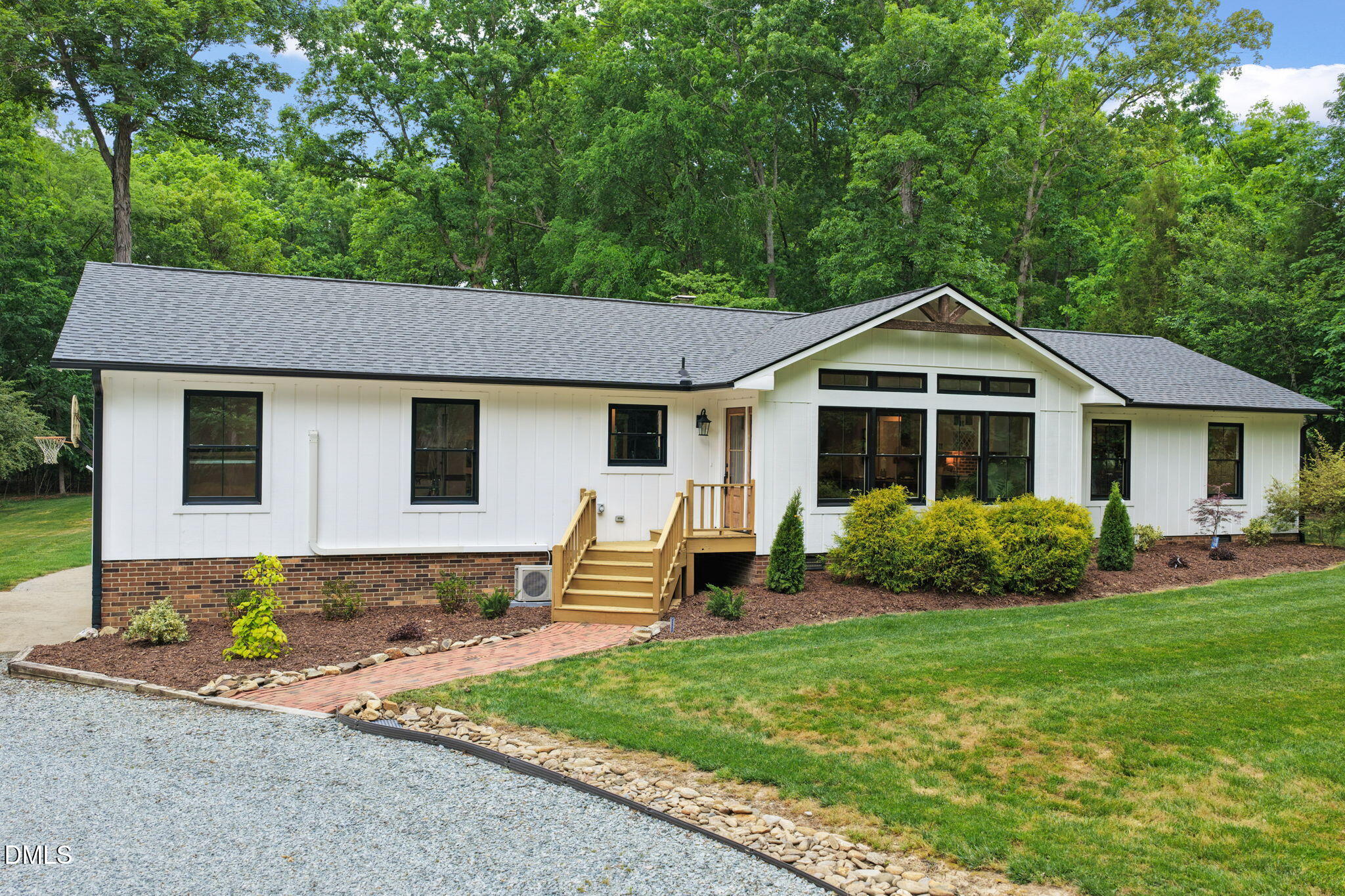 1924 Becky Drive