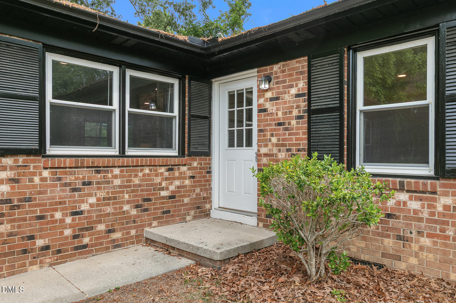 914 Edison Road
