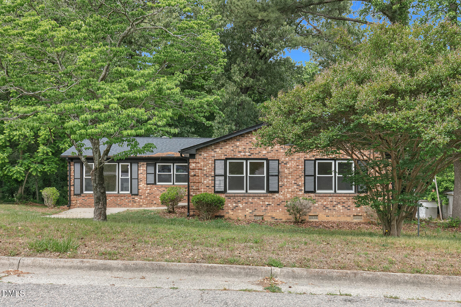 914 Edison Road