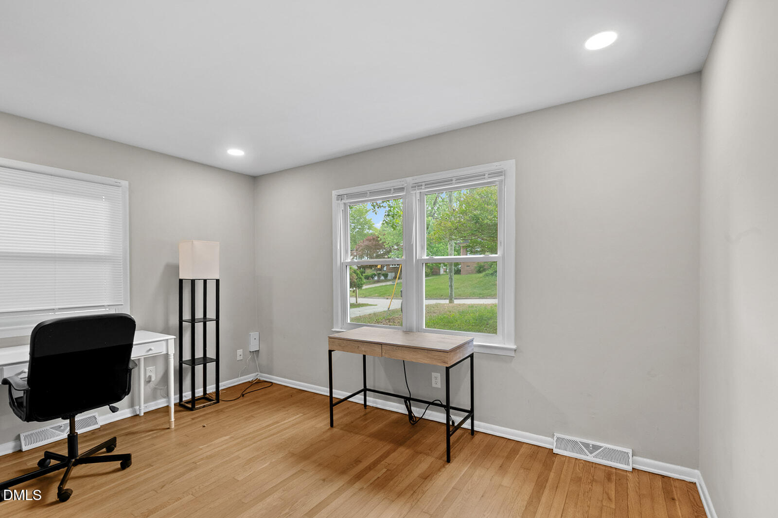 914 Edison Road