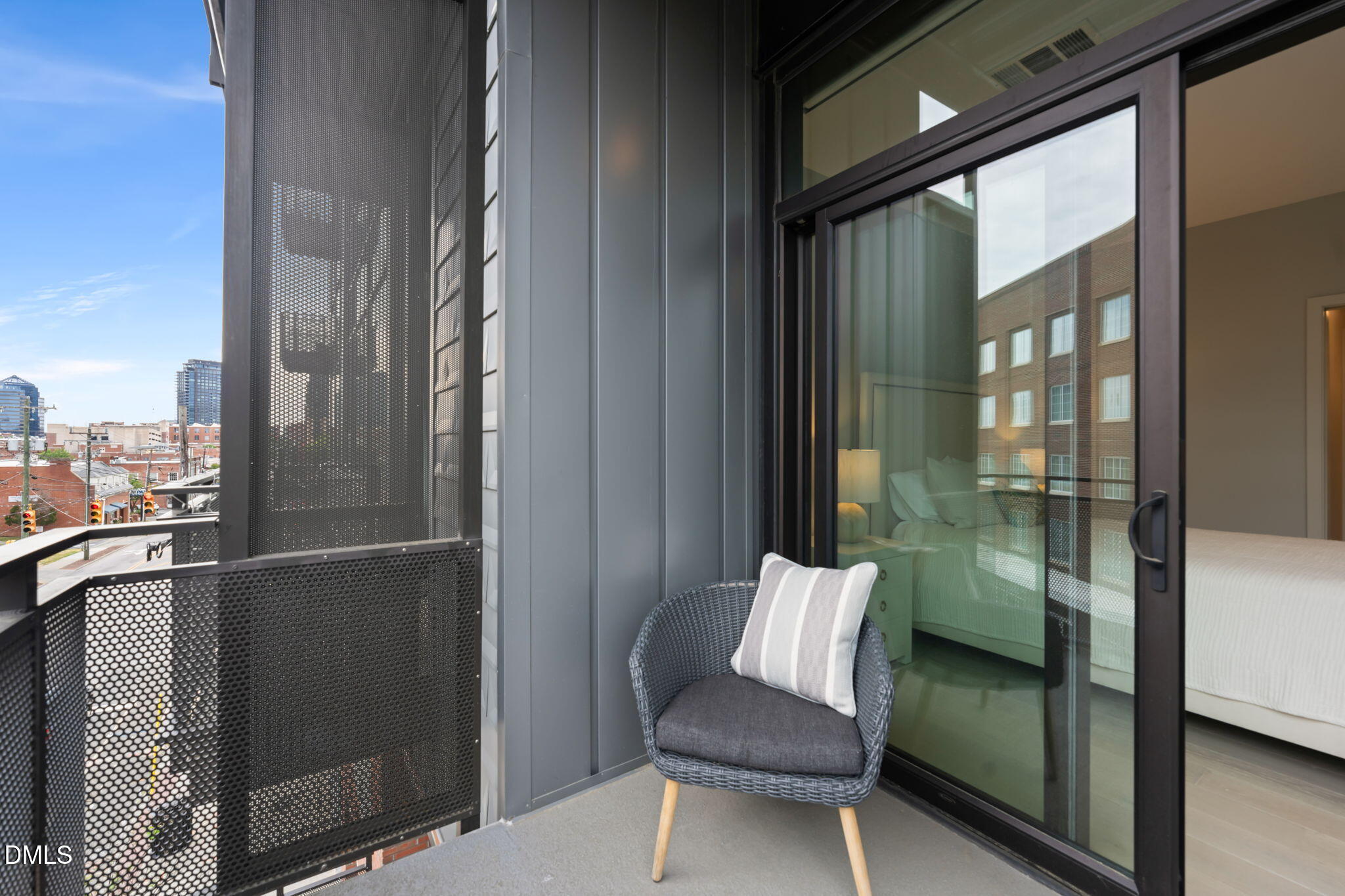 1105 W Main Street Unit 304