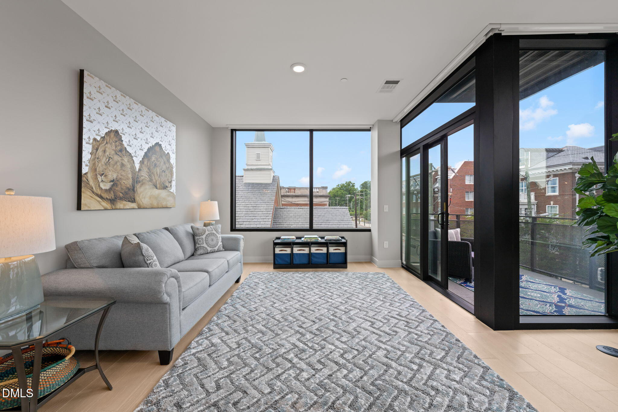 1105 W Main Street Unit 304