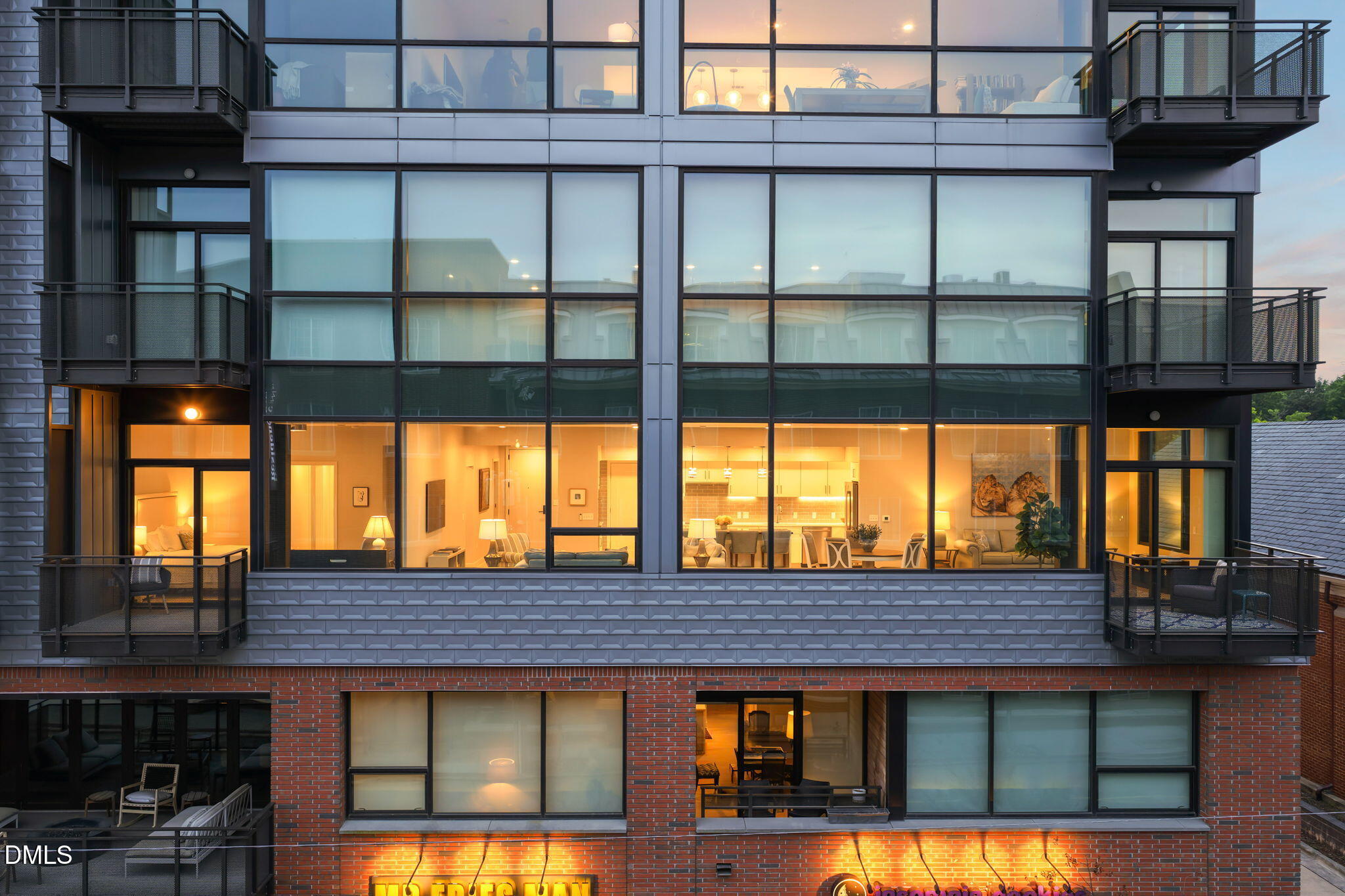 1105 W Main Street Unit 304