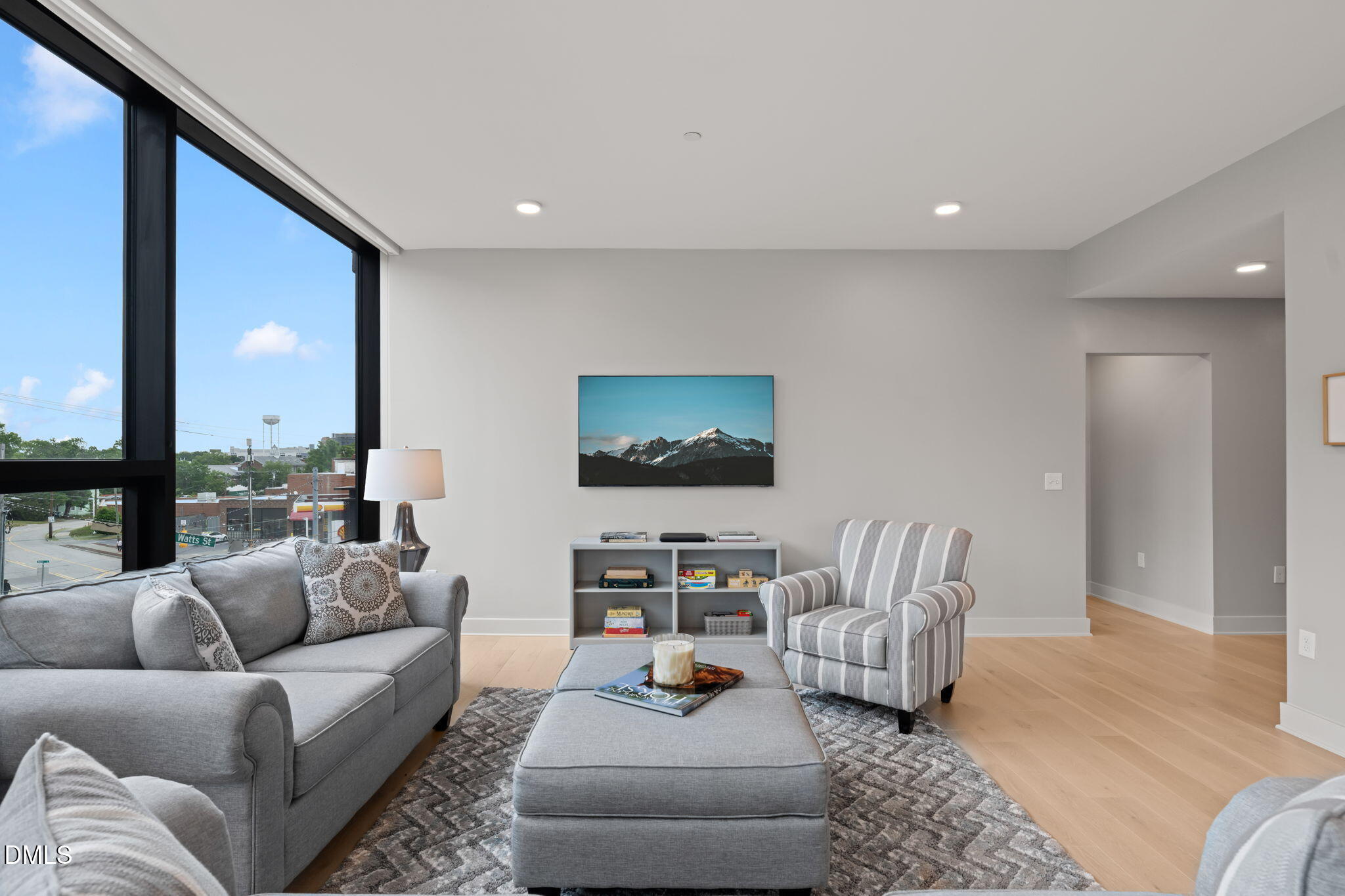 1105 W Main Street Unit 304