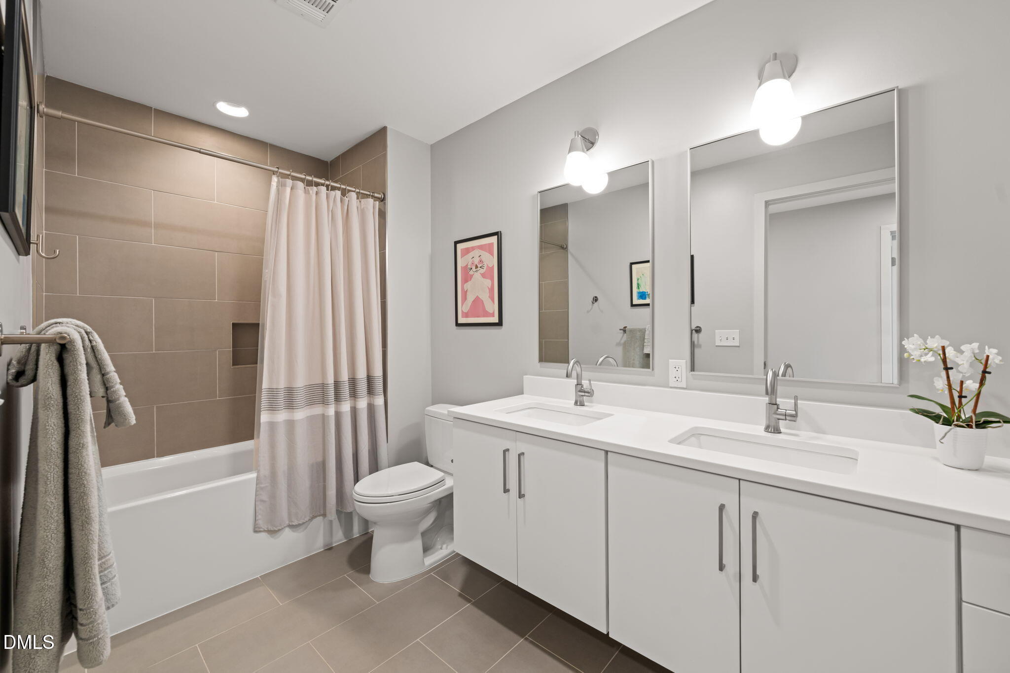 1105 W Main Street Unit 304
