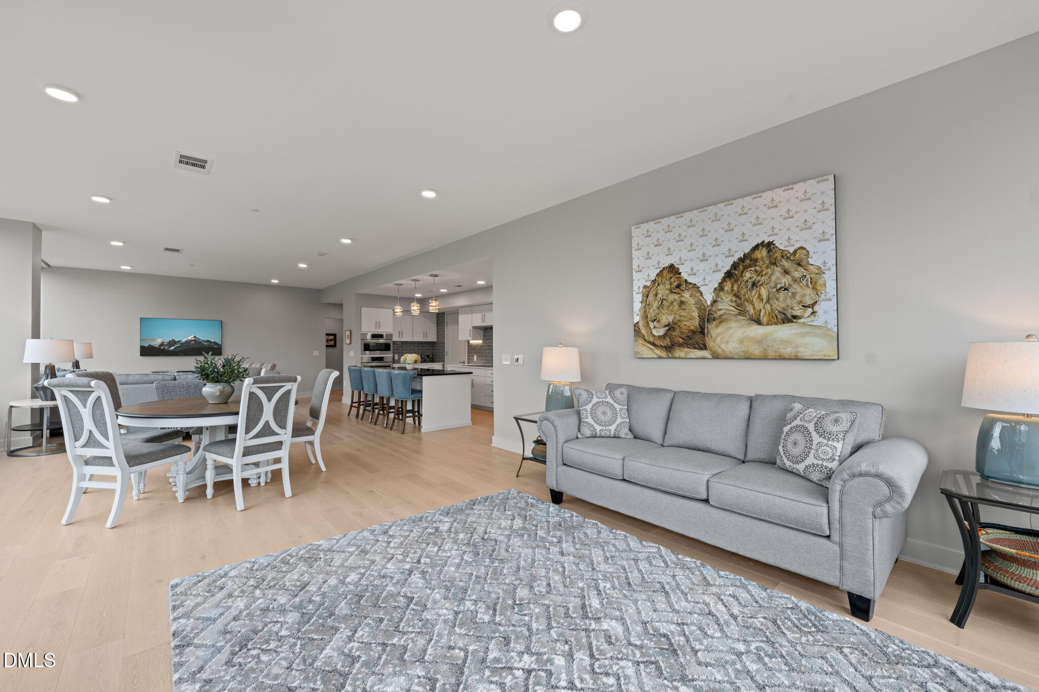 1105 W Main Street Unit 304