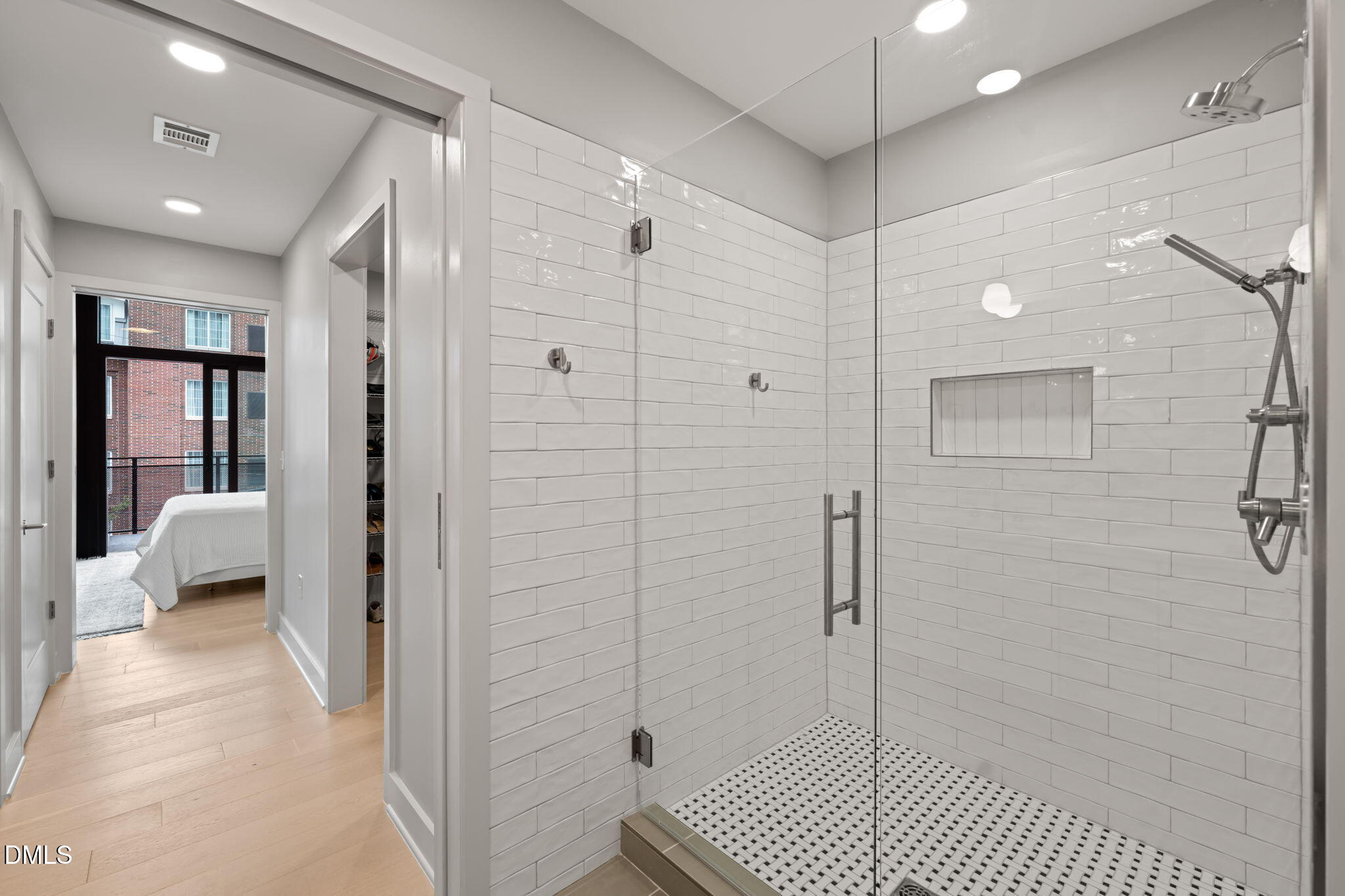 1105 W Main Street Unit 304