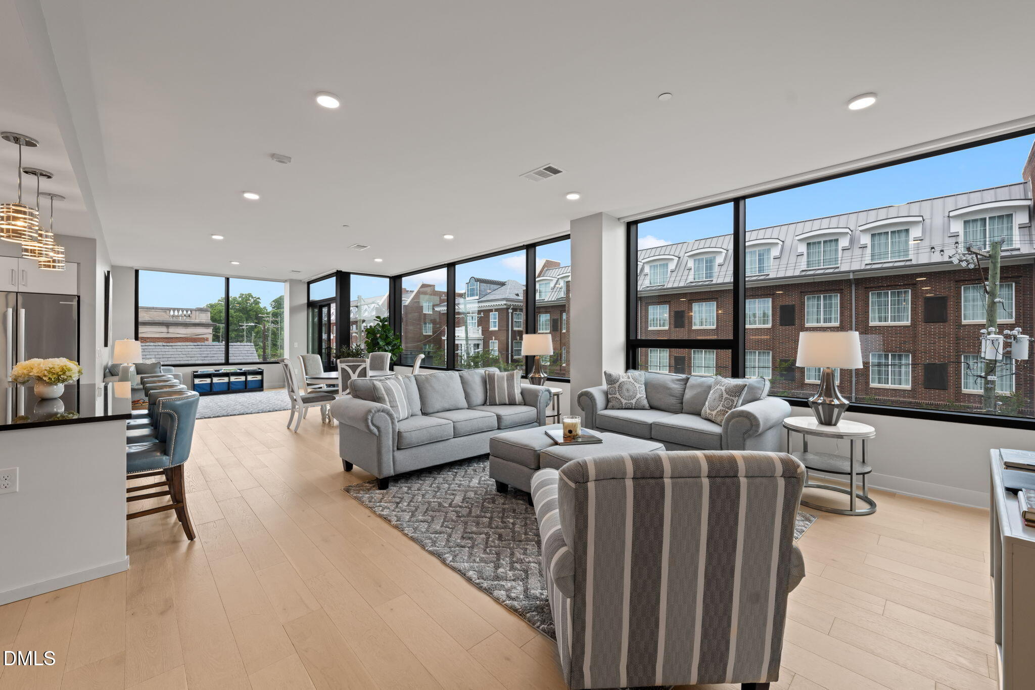 1105 W Main Street Unit 304