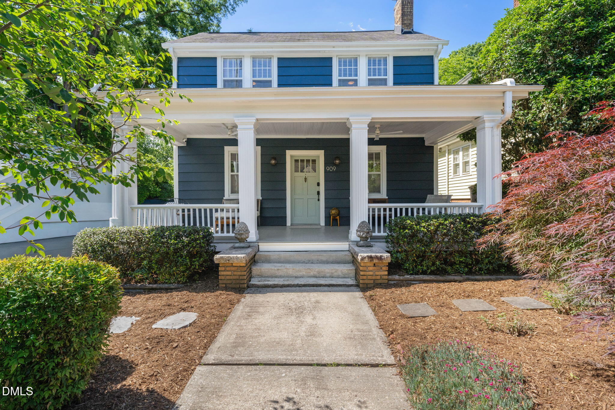 909 Green Street