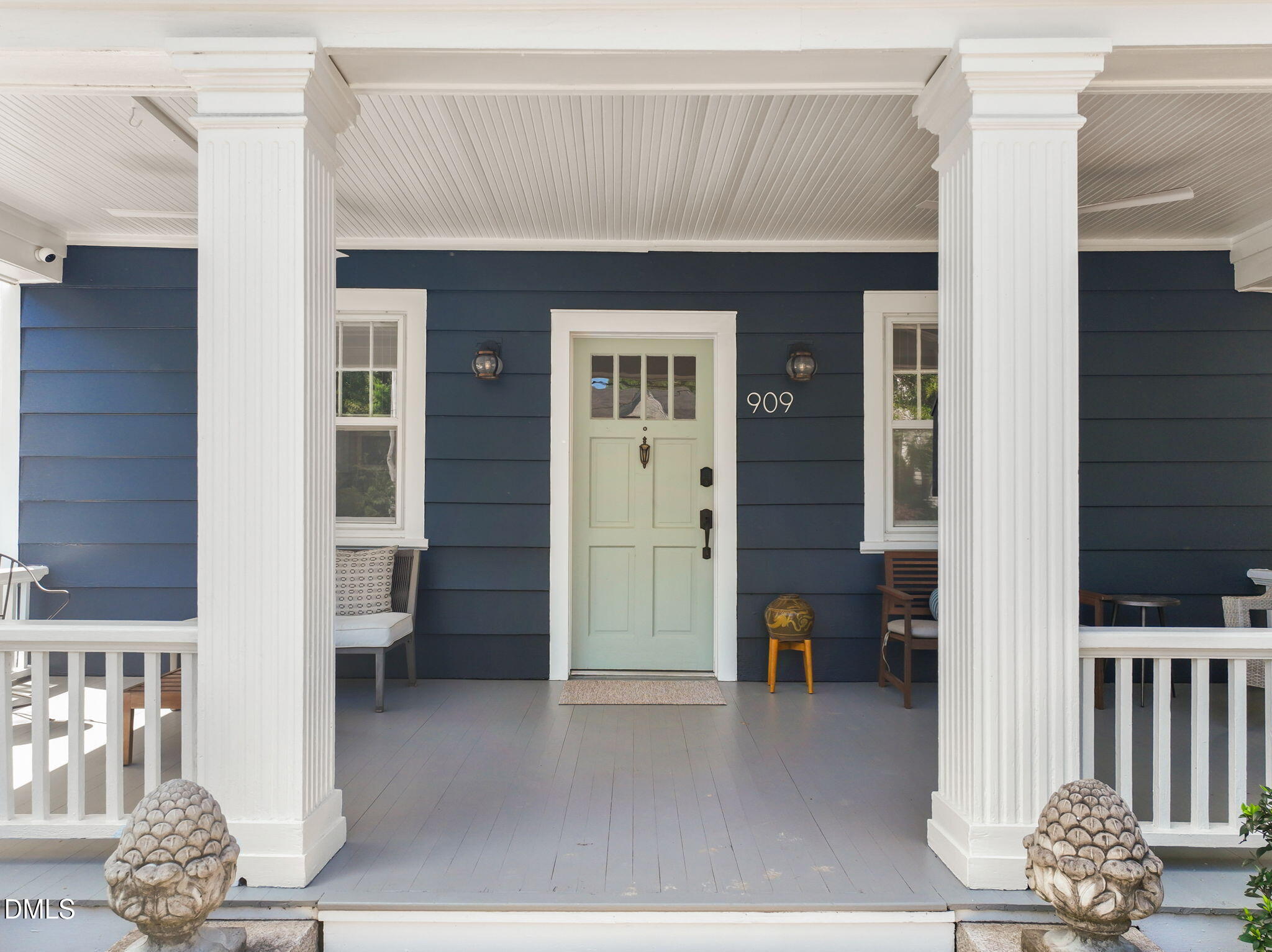 909 Green Street