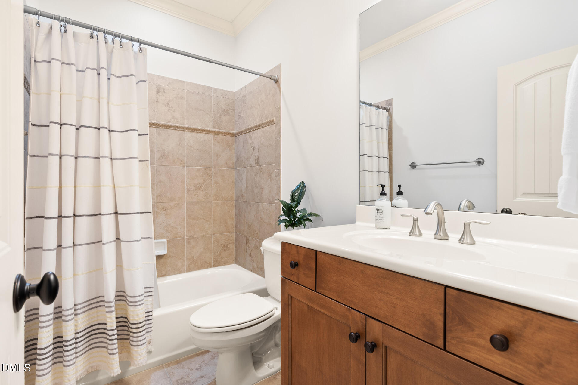 105 Woodland Ridge Court