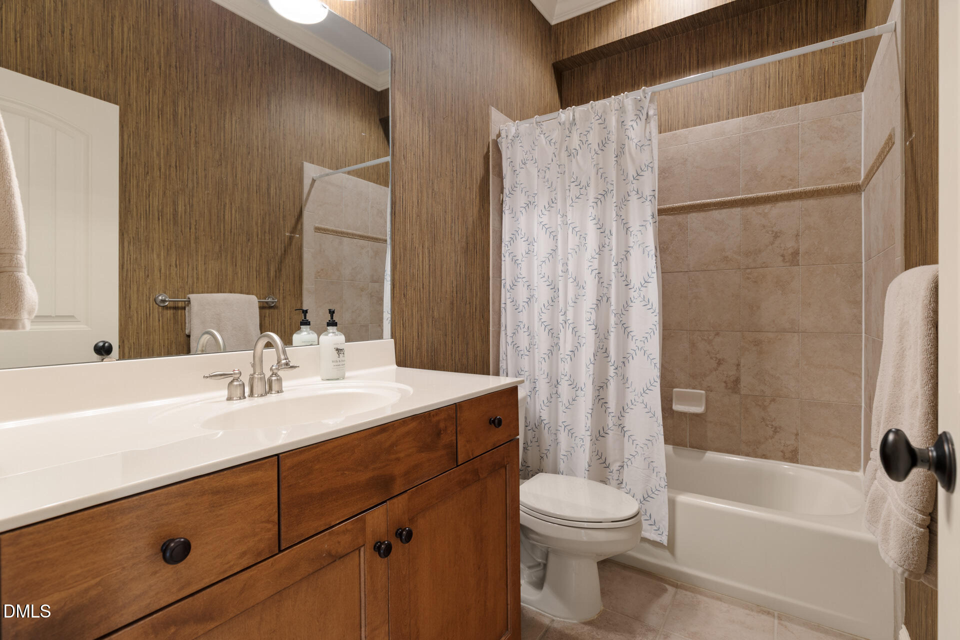 105 Woodland Ridge Court