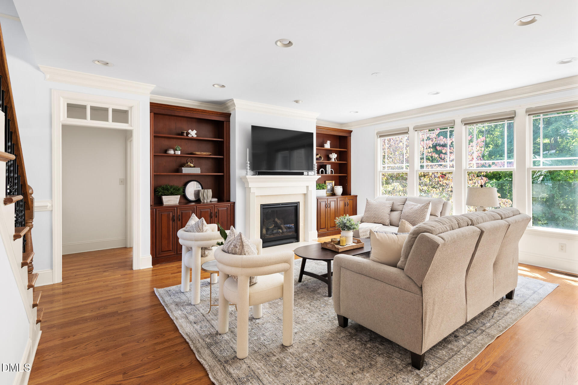 105 Woodland Ridge Court