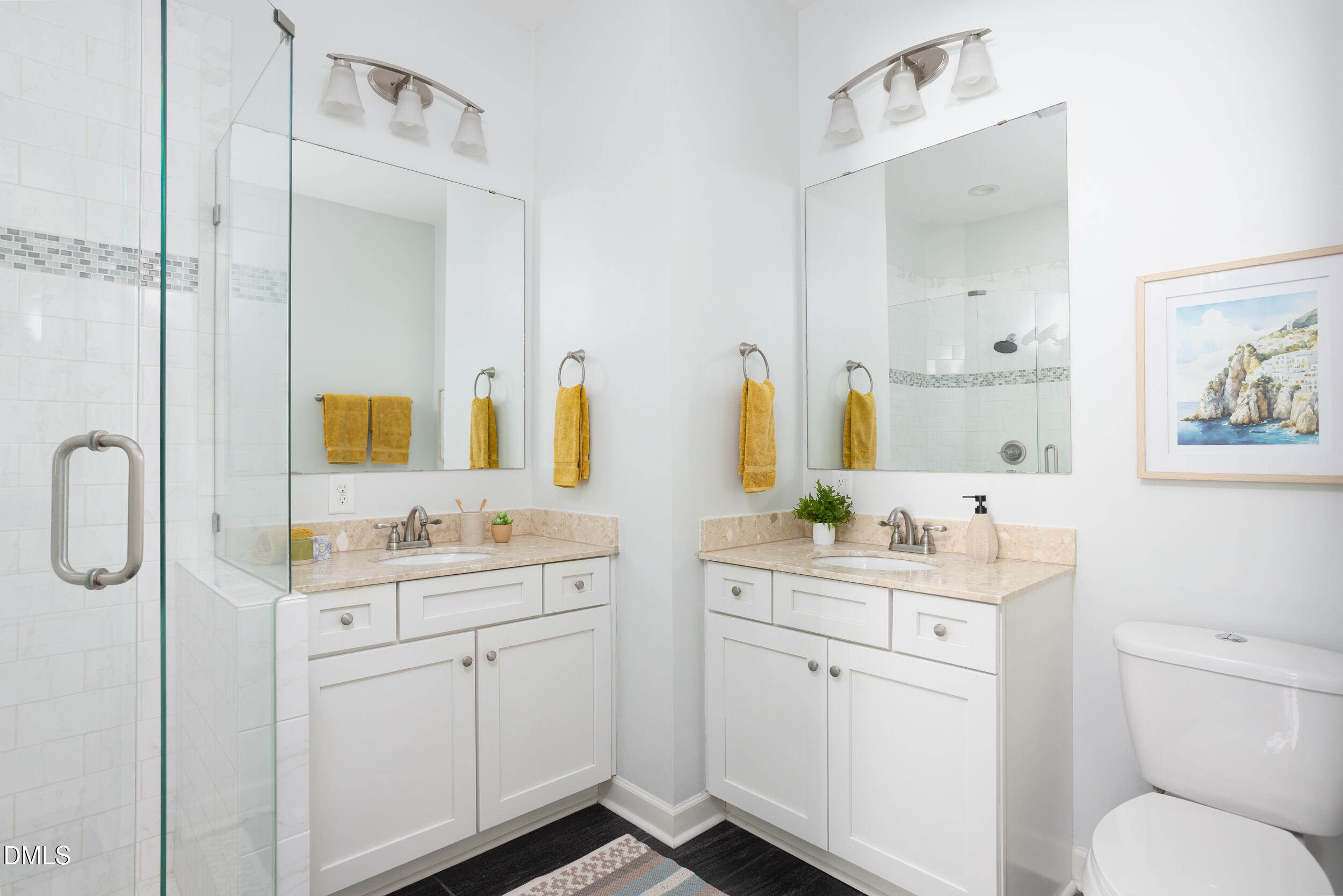 110 E Trinity Avenue