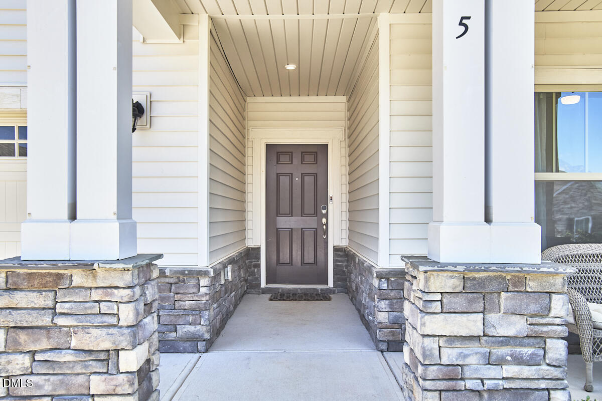 5 Newbridge Street