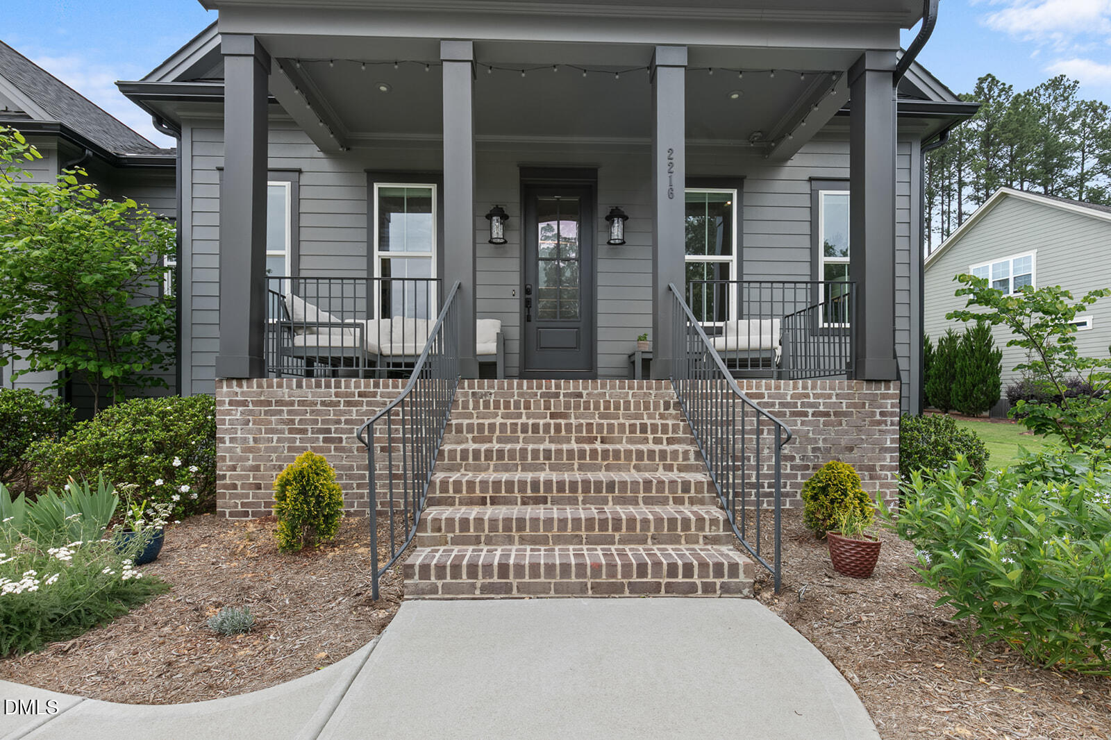 2216 Meadowcreek Drive