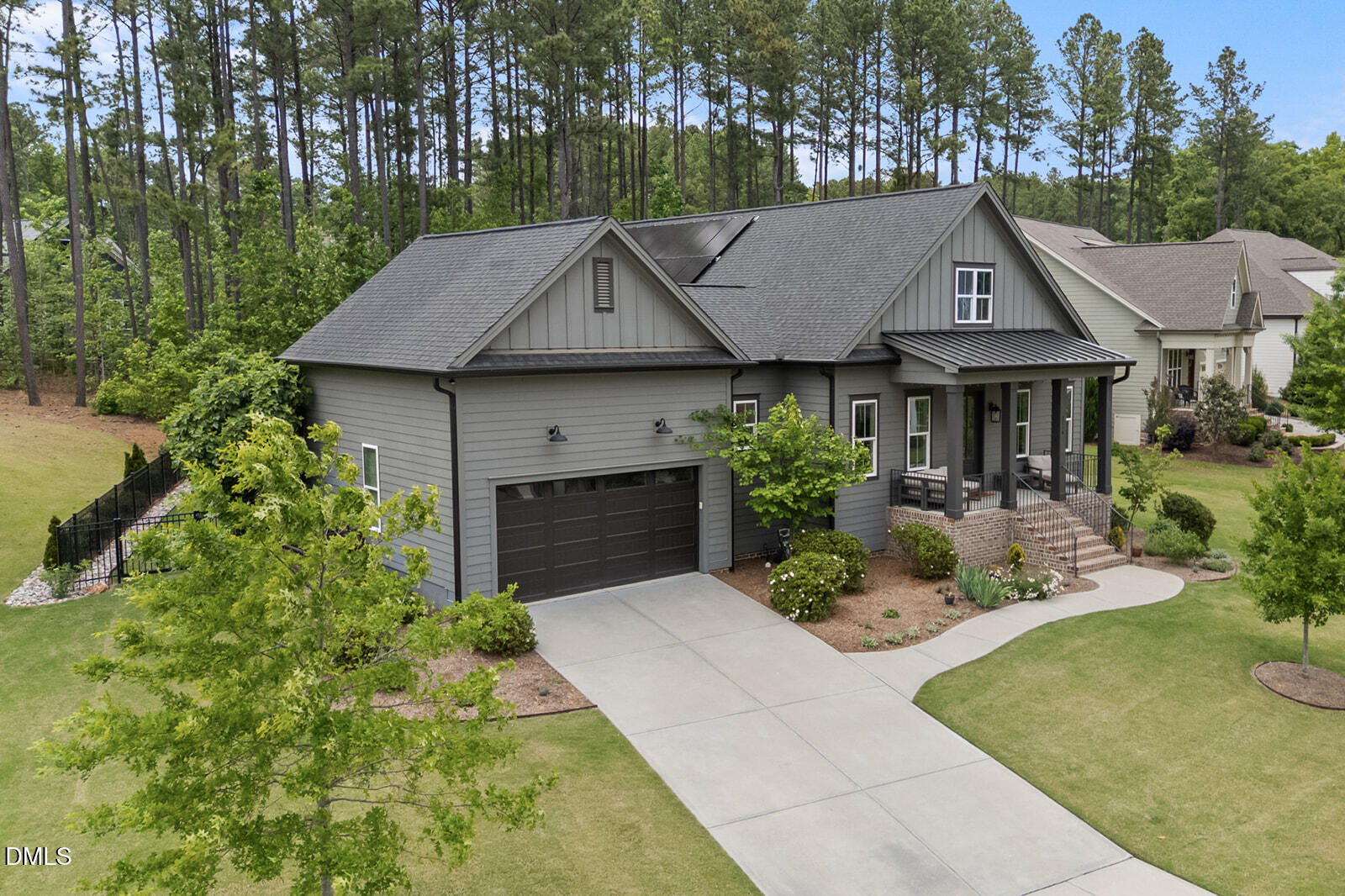 2216 Meadowcreek Drive