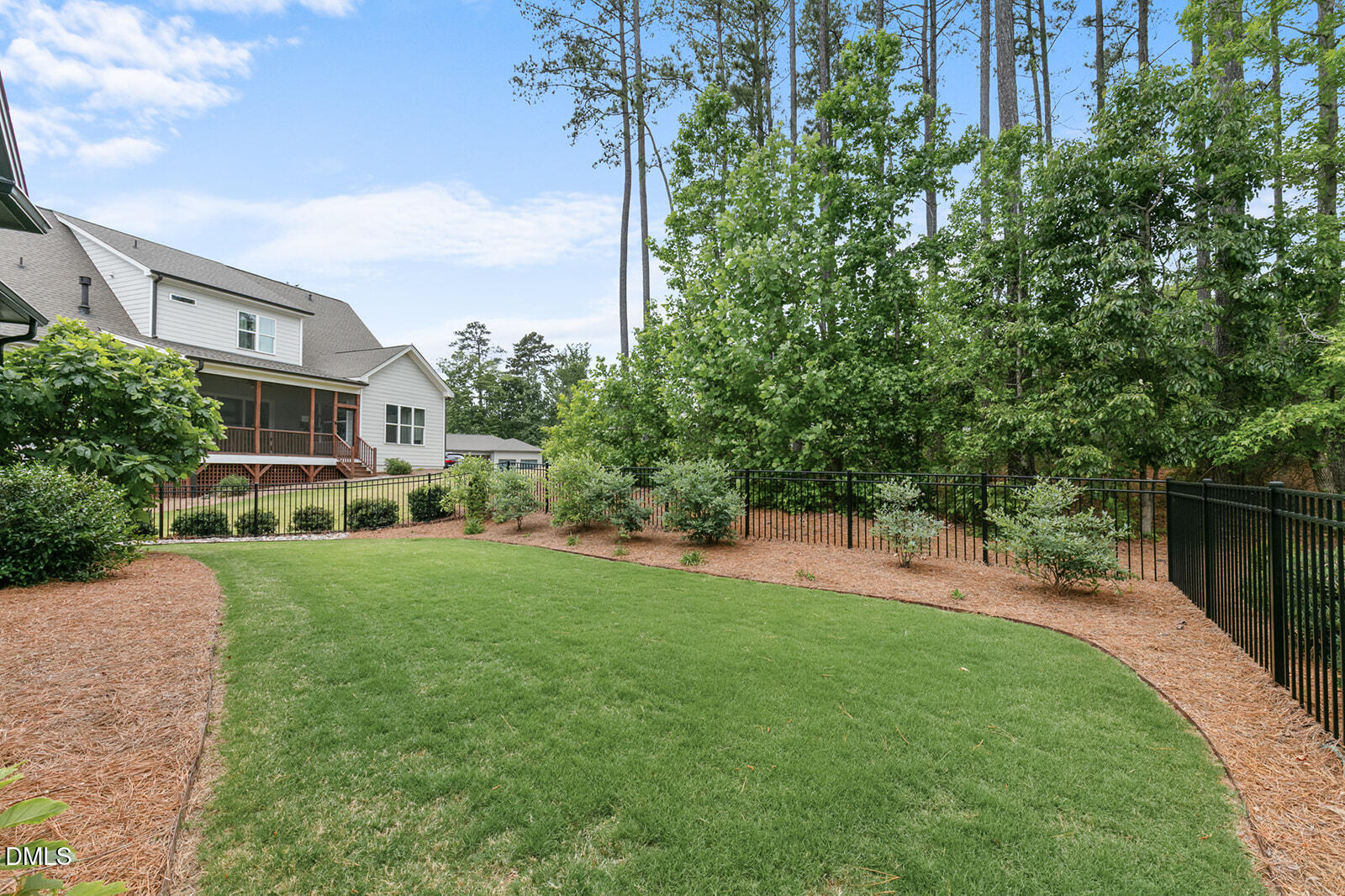 2216 Meadowcreek Drive