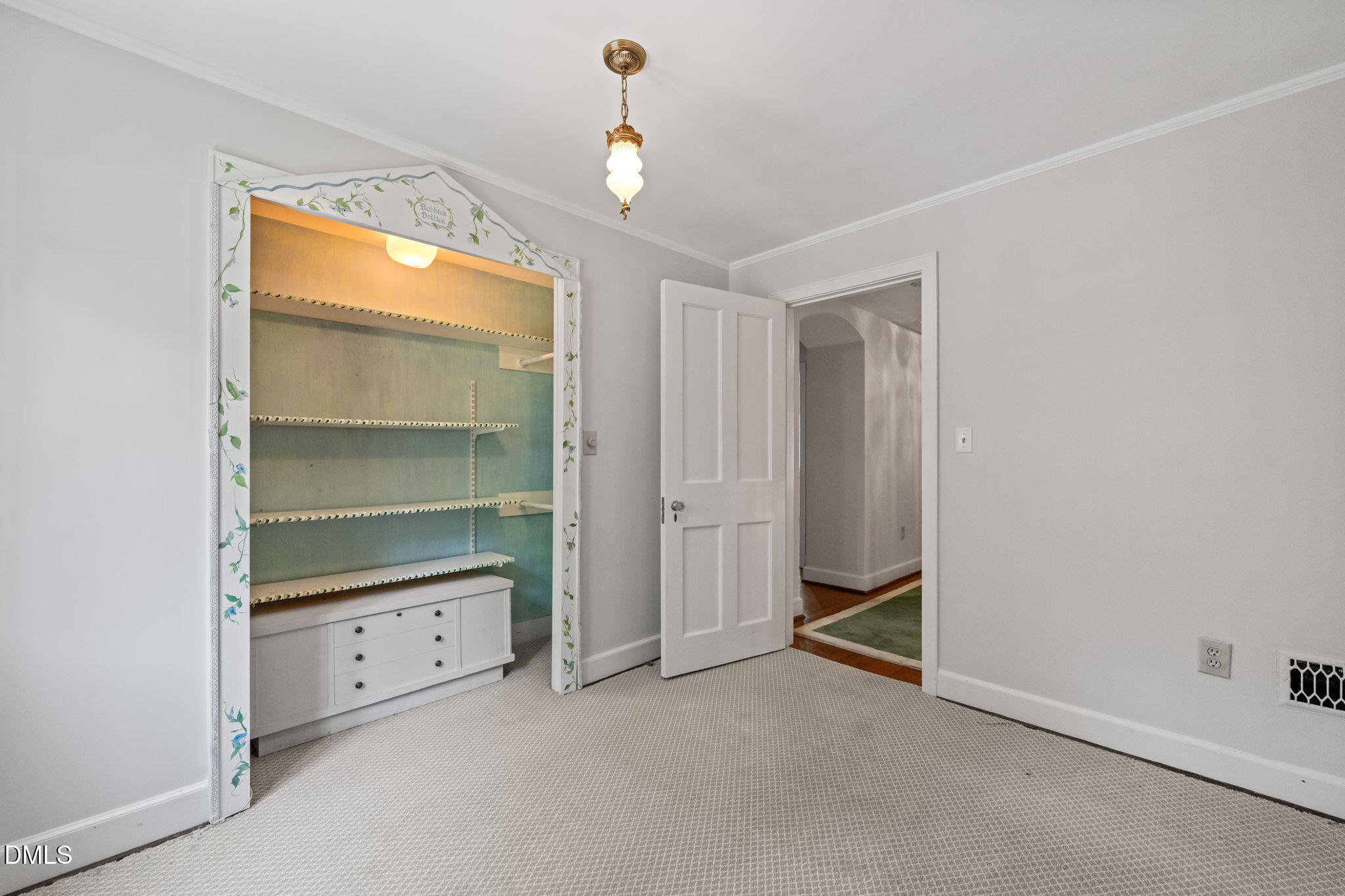 3437 Dover Road