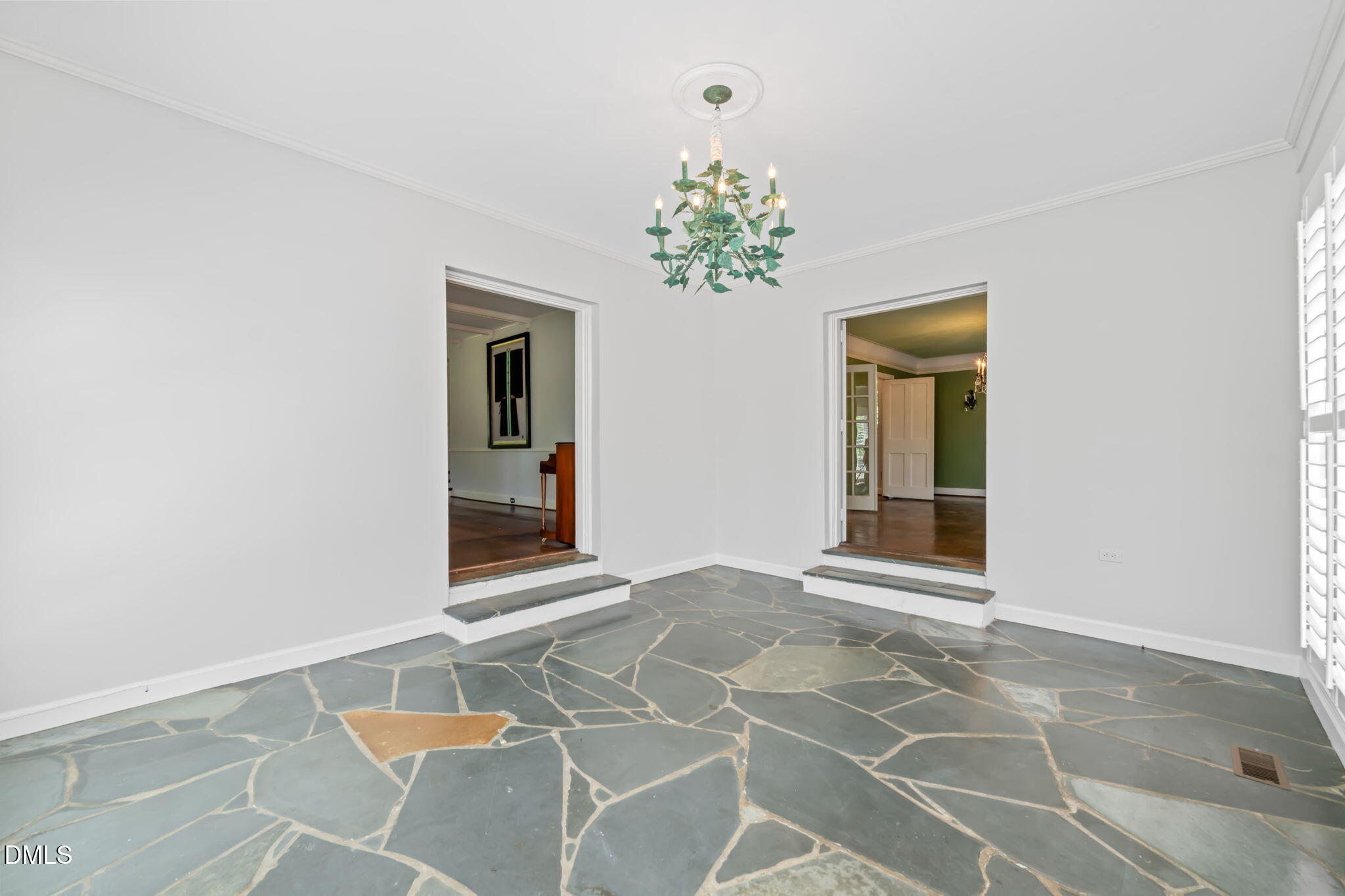 3437 Dover Road