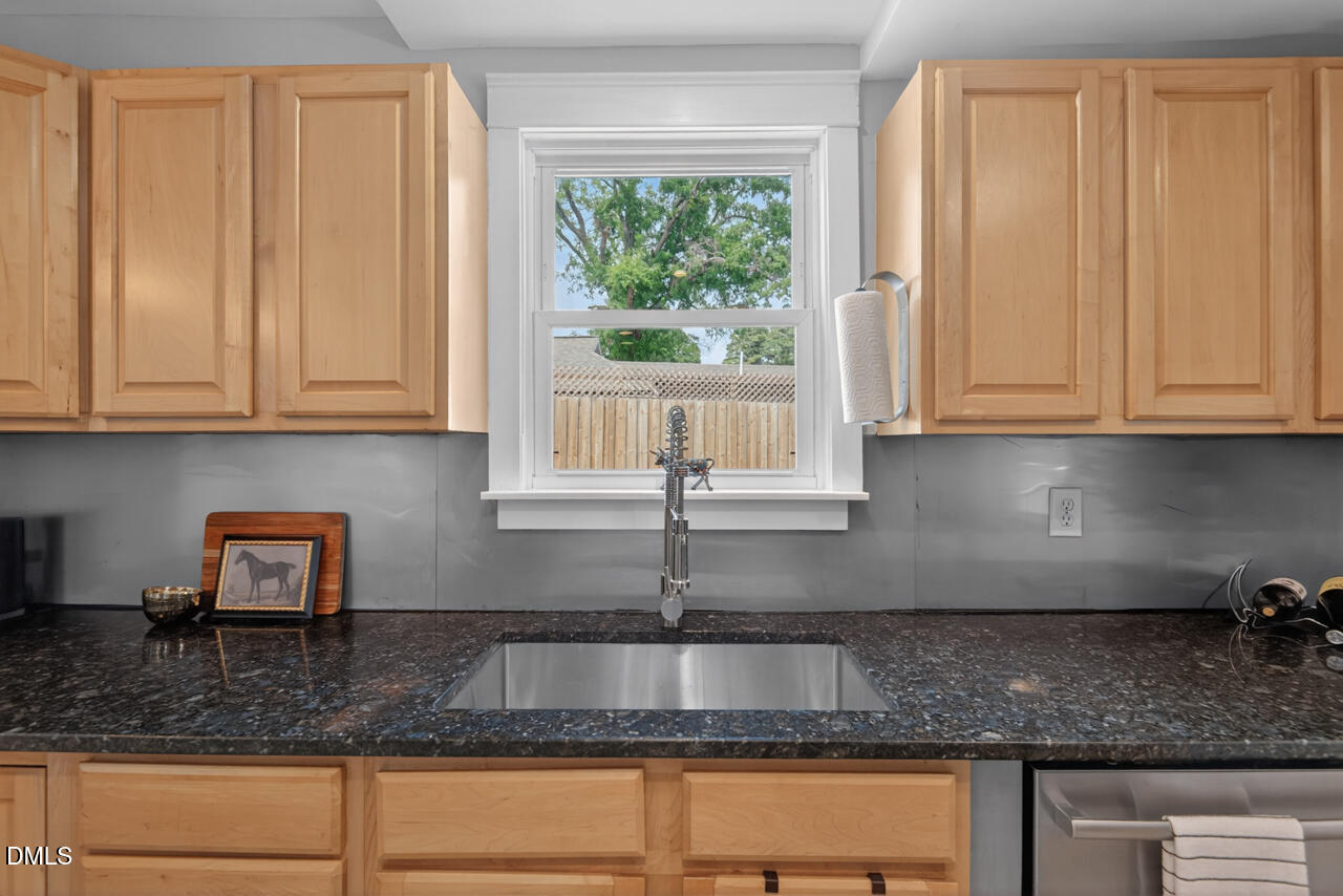 1225 Lynn Road