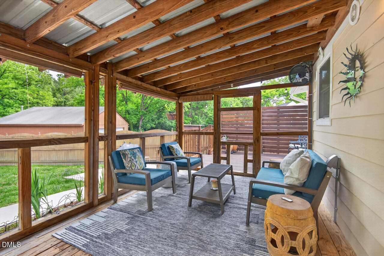 1225 Lynn Road