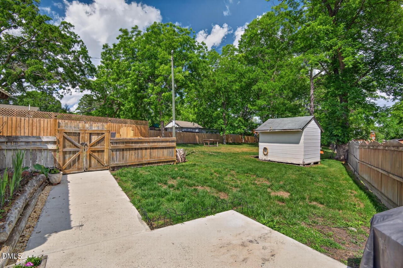 1225 Lynn Road