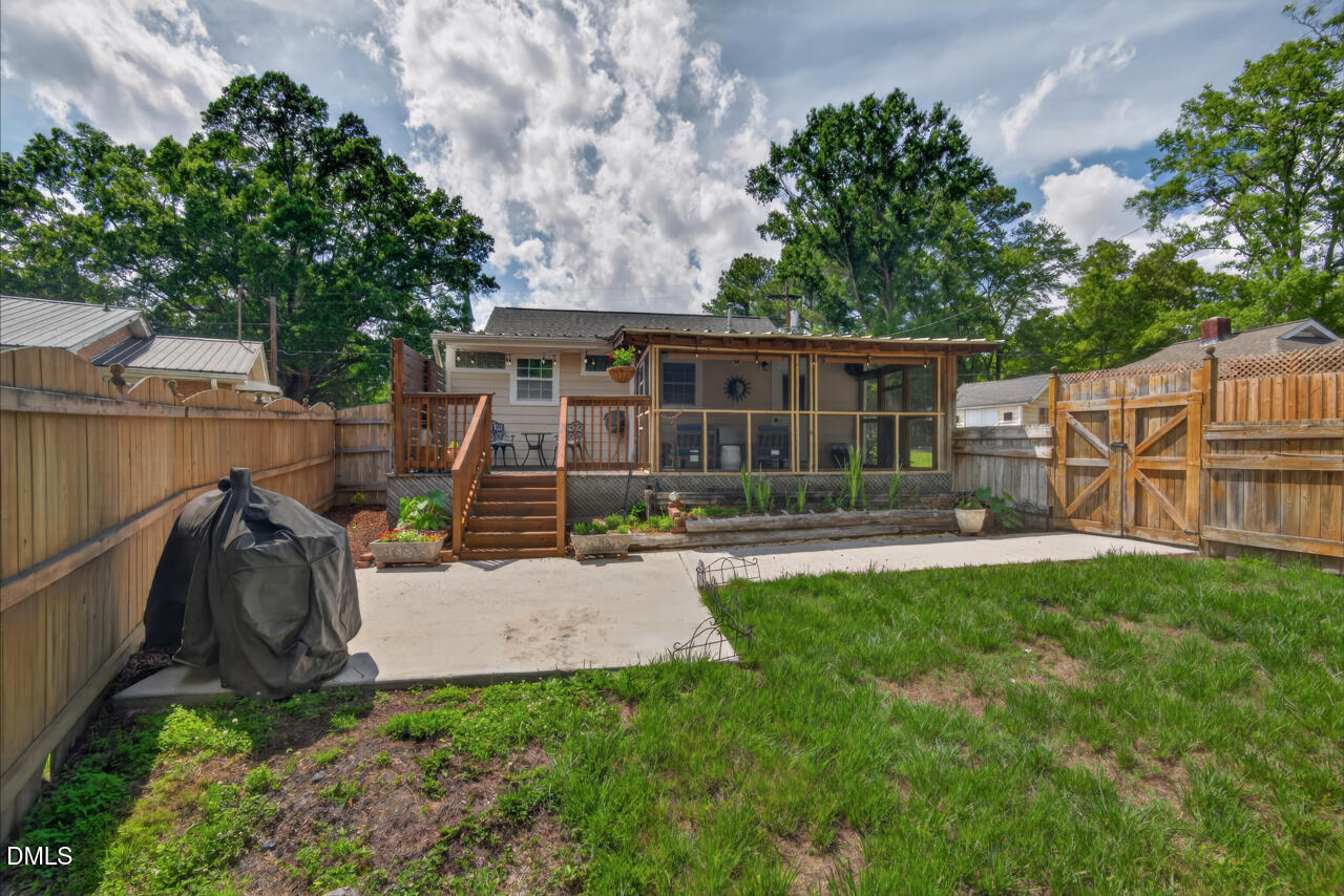 1225 Lynn Road