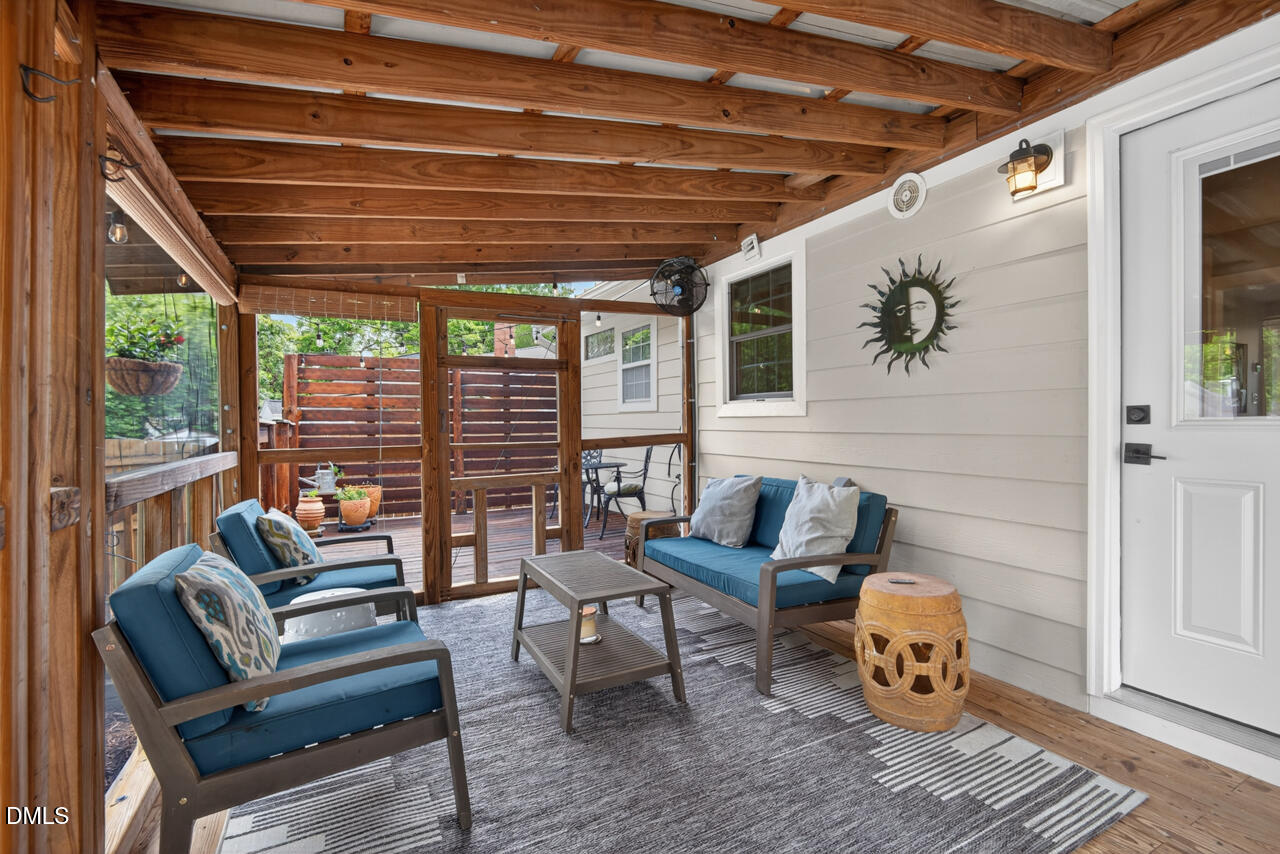 1225 Lynn Road