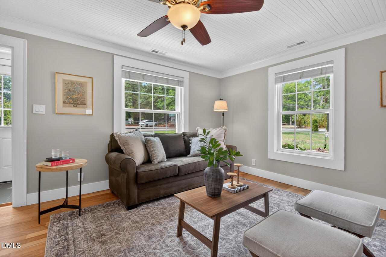 1225 Lynn Road