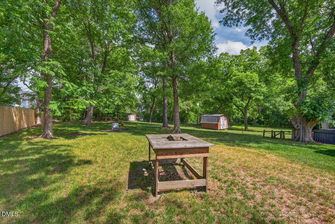 1225 Lynn Road