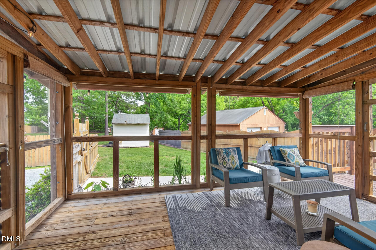 1225 Lynn Road
