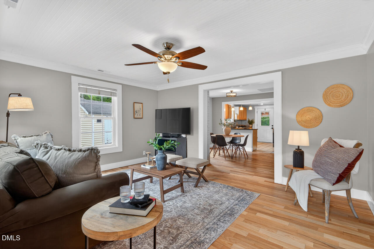 1225 Lynn Road