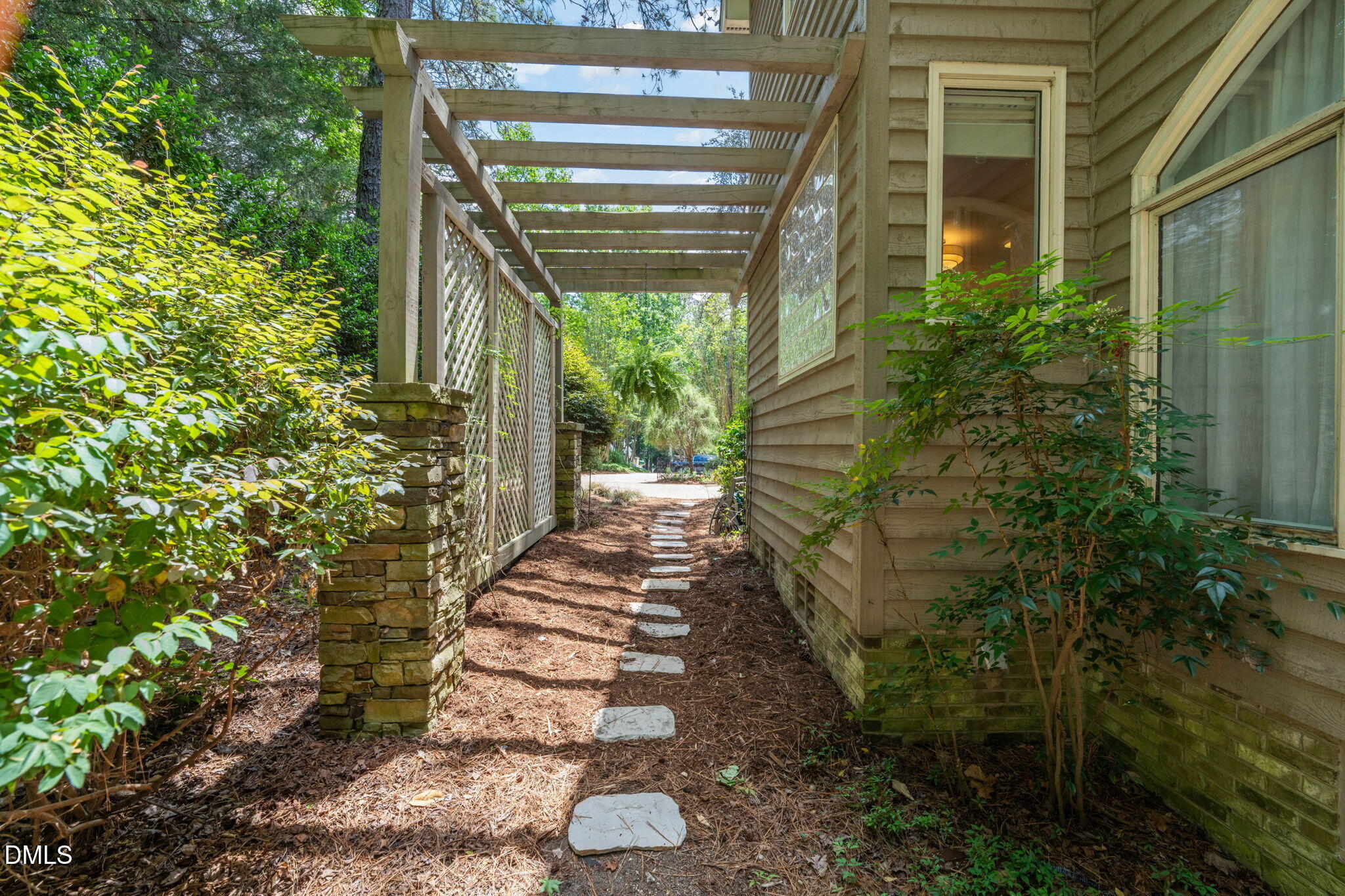 4 Hunters Green Court