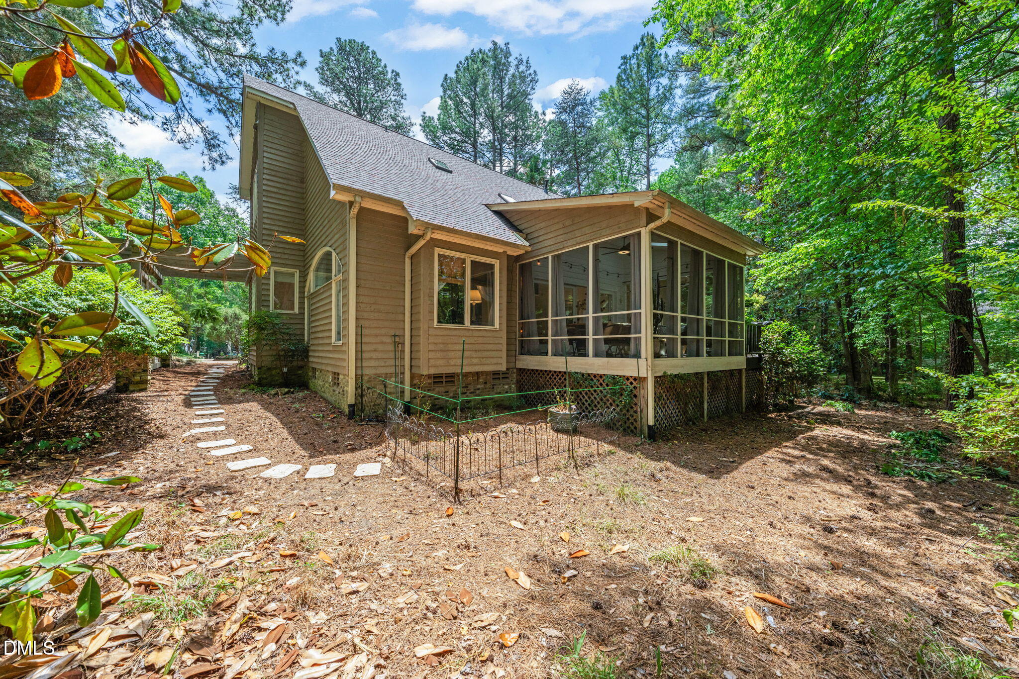 4 Hunters Green Court