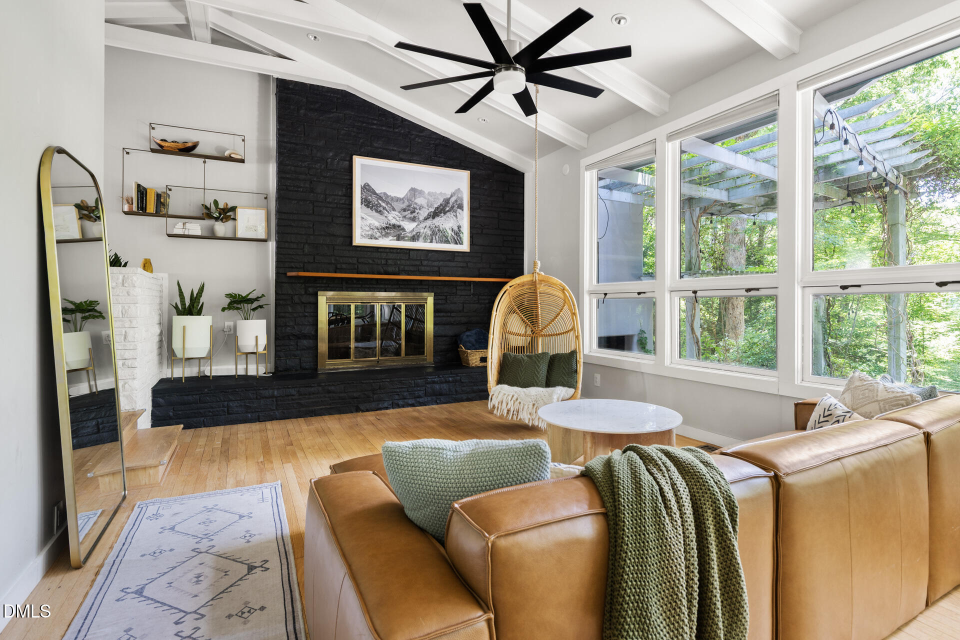 1120 Sourwood Drive