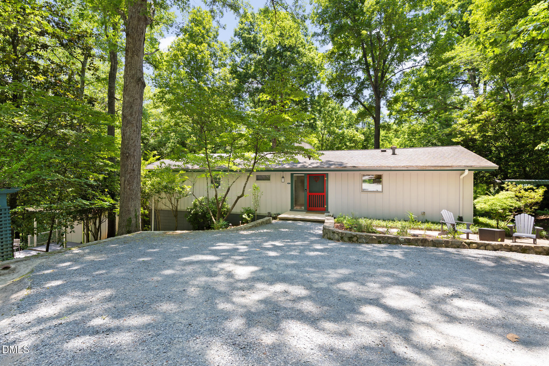 1120 Sourwood Drive