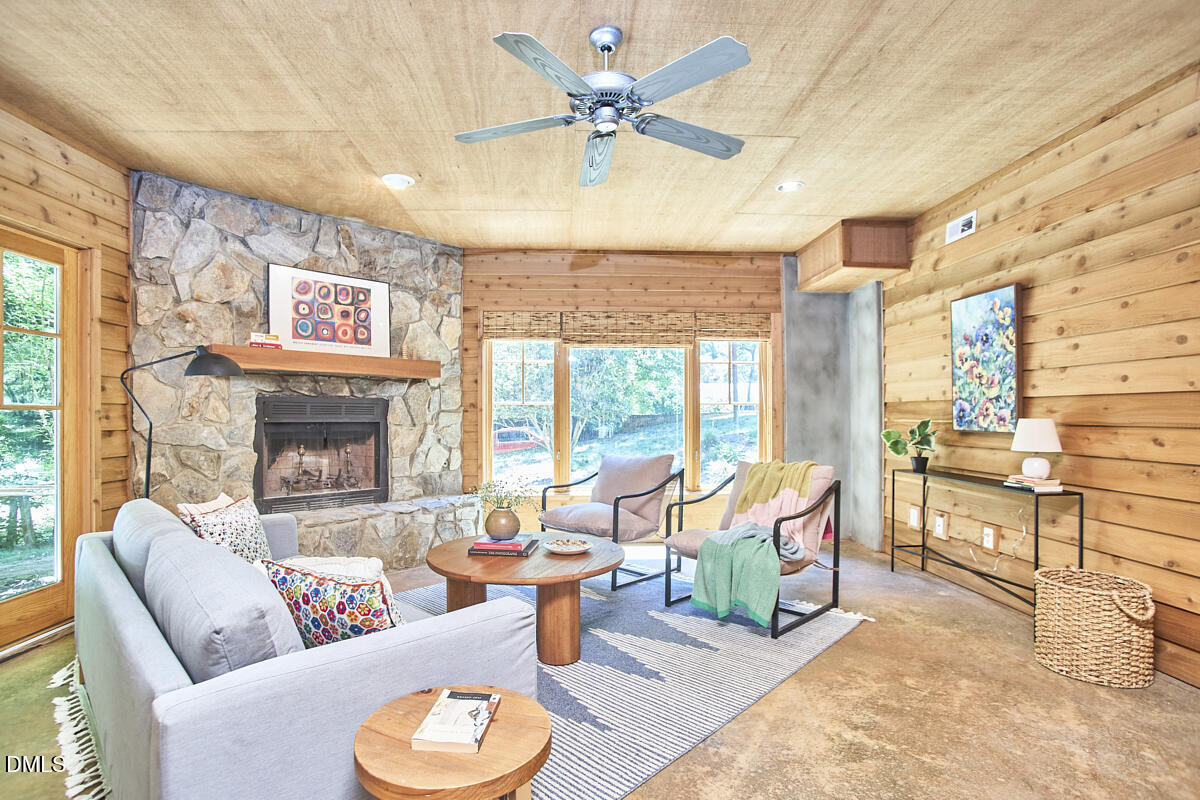 3110 Carriage Trail